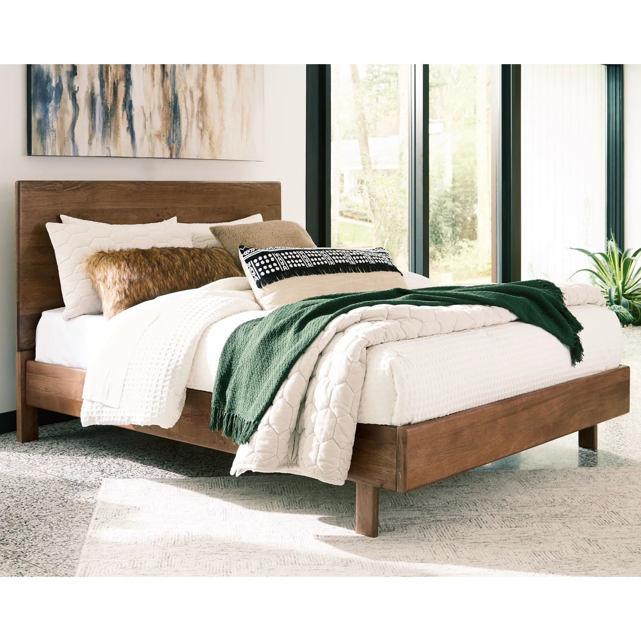 Isanti-Exclusive Platform Bed - Image 2