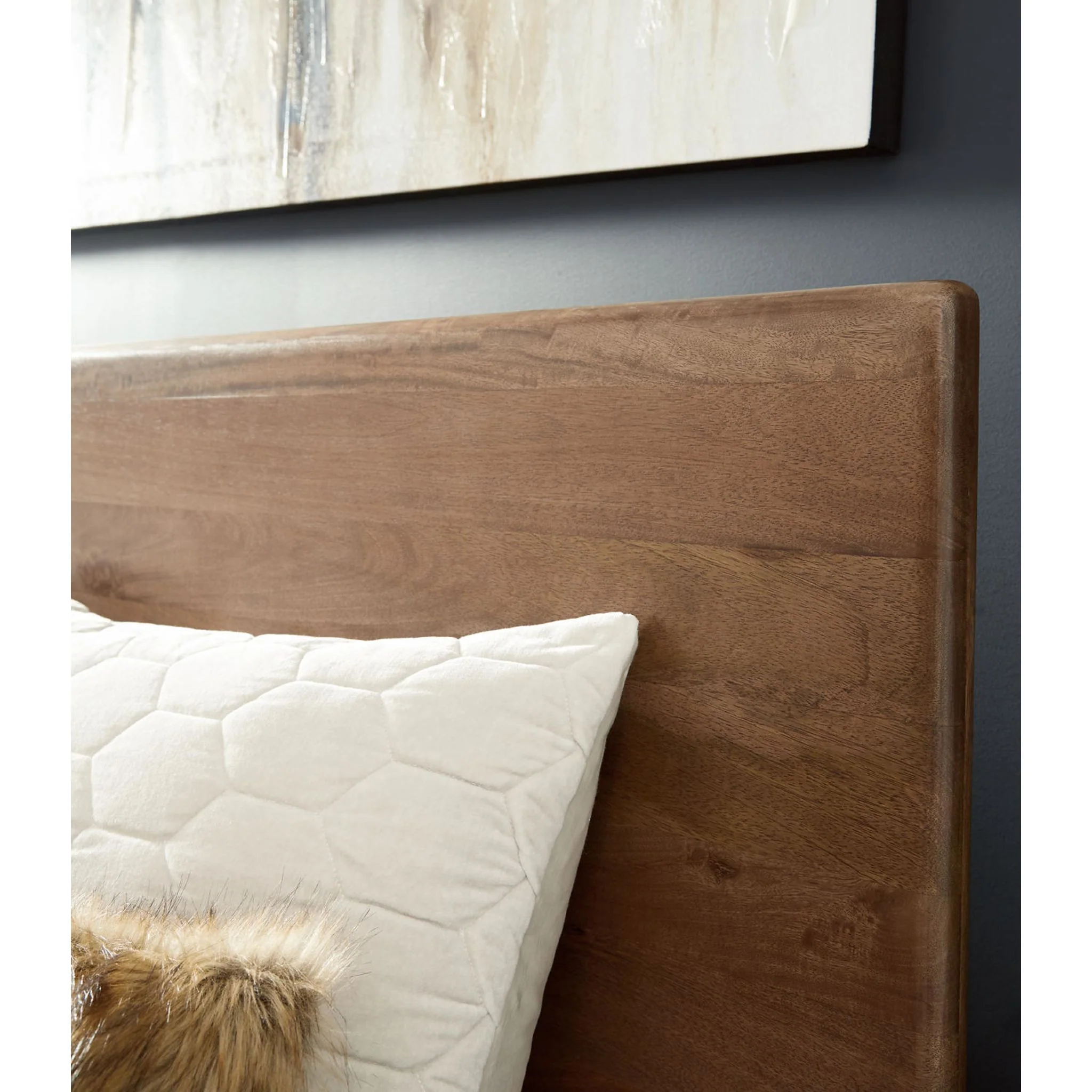 Isanti-Exclusive Platform Bed - Image 21