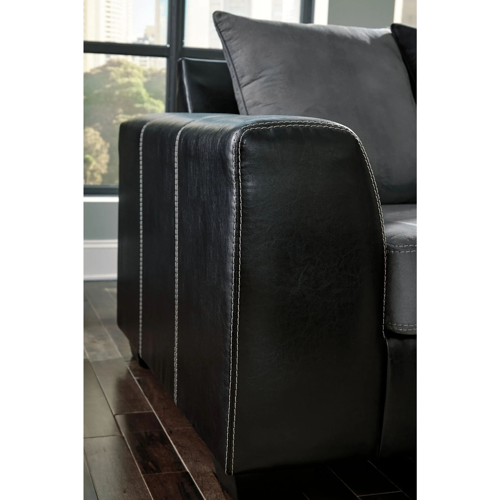 Jacurso 2 Piece RAF Sectional - Image 11