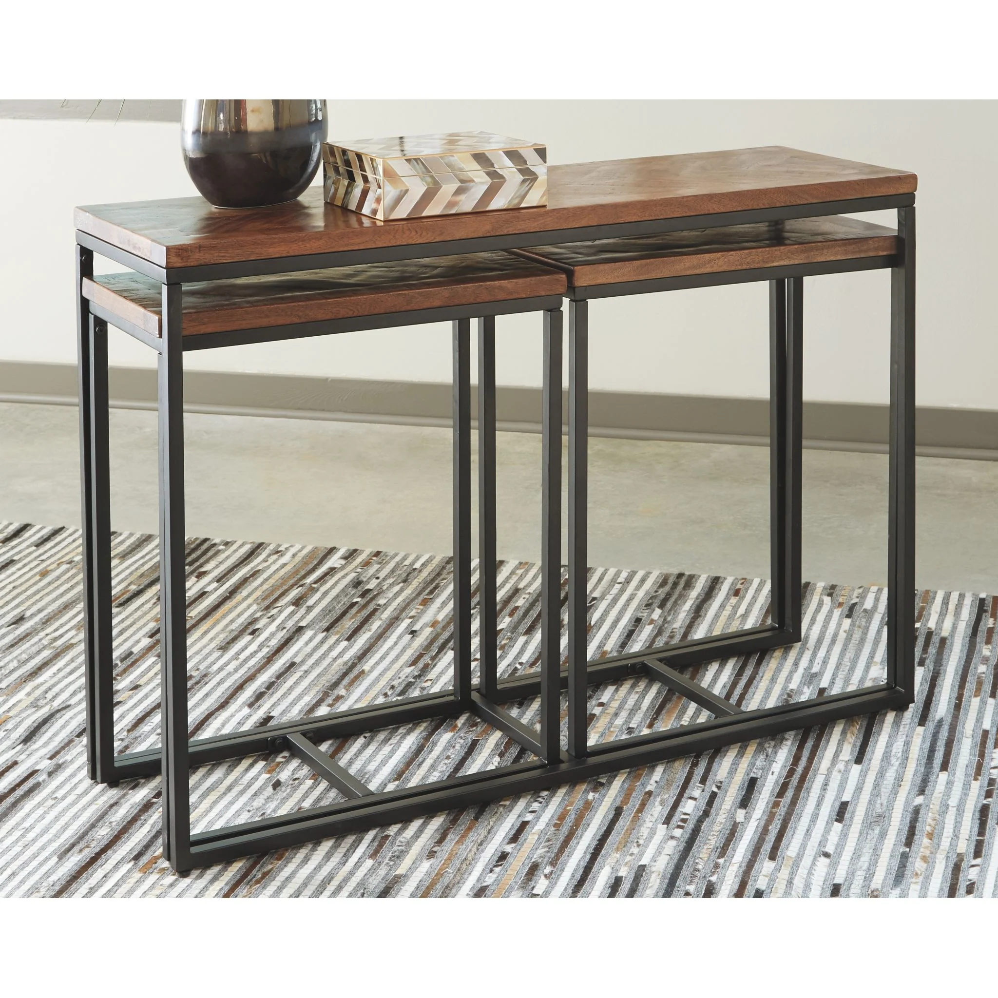 Jadenley Console Table - Image 3