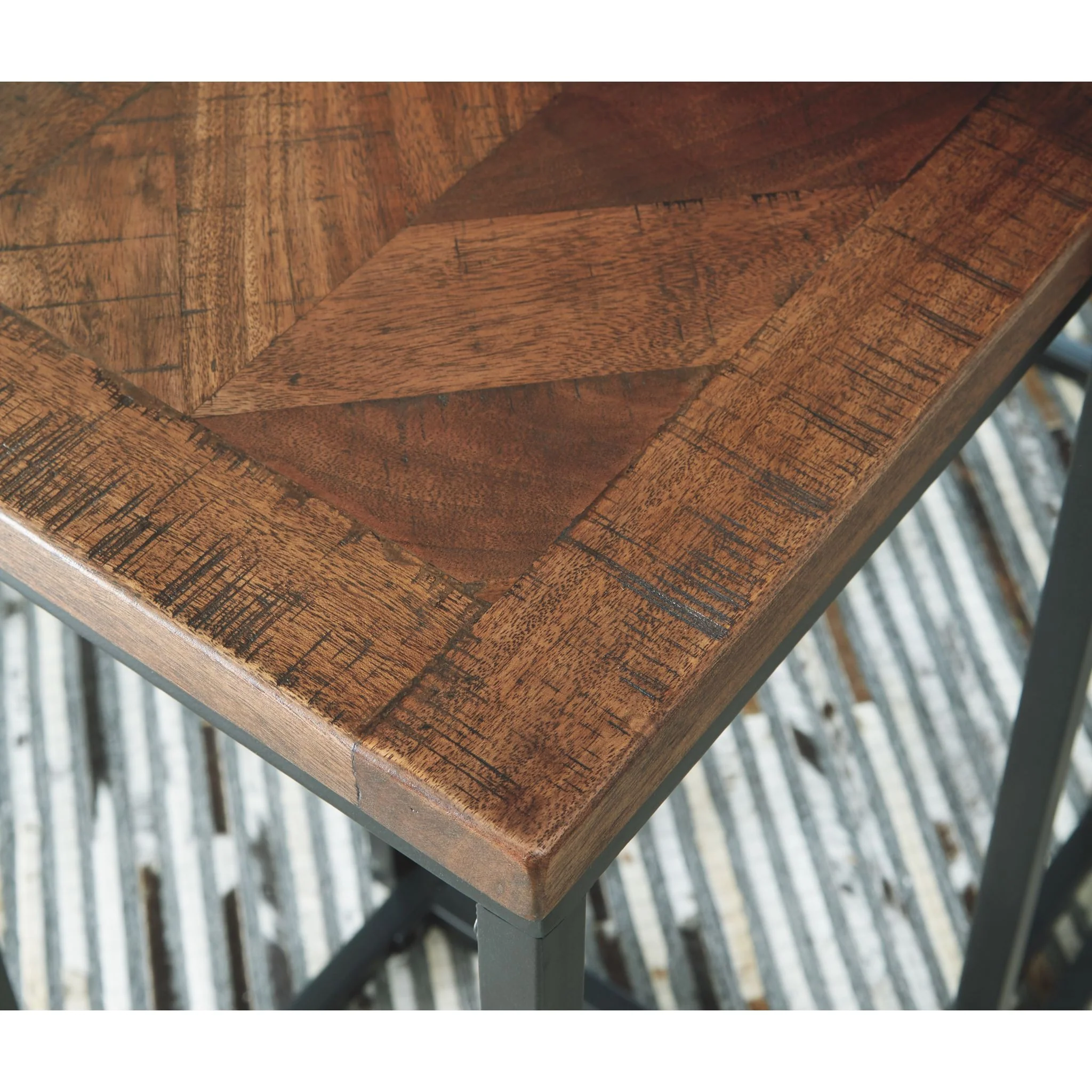 Jadenley Console Table - Image 7