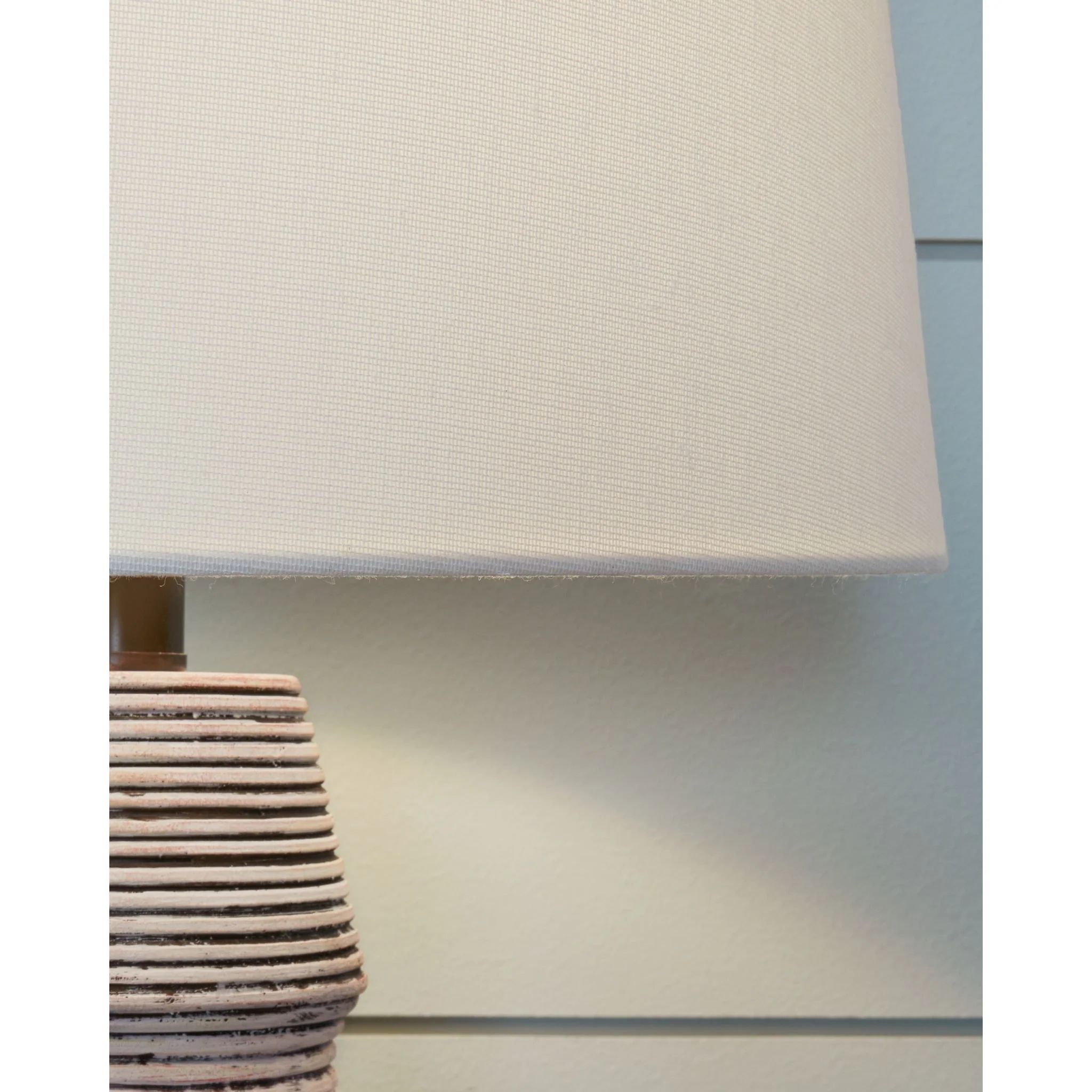 Jairburns Table Lamp (Pair) - Image 3