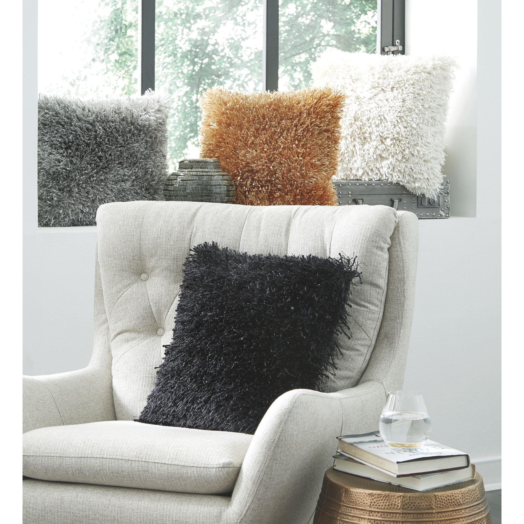 Jasmen Pillow - Image 4