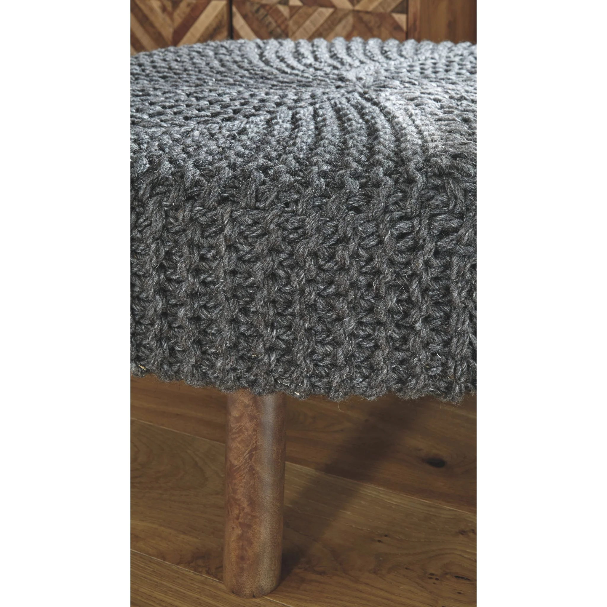 Jassmyn Ottoman - Image 3