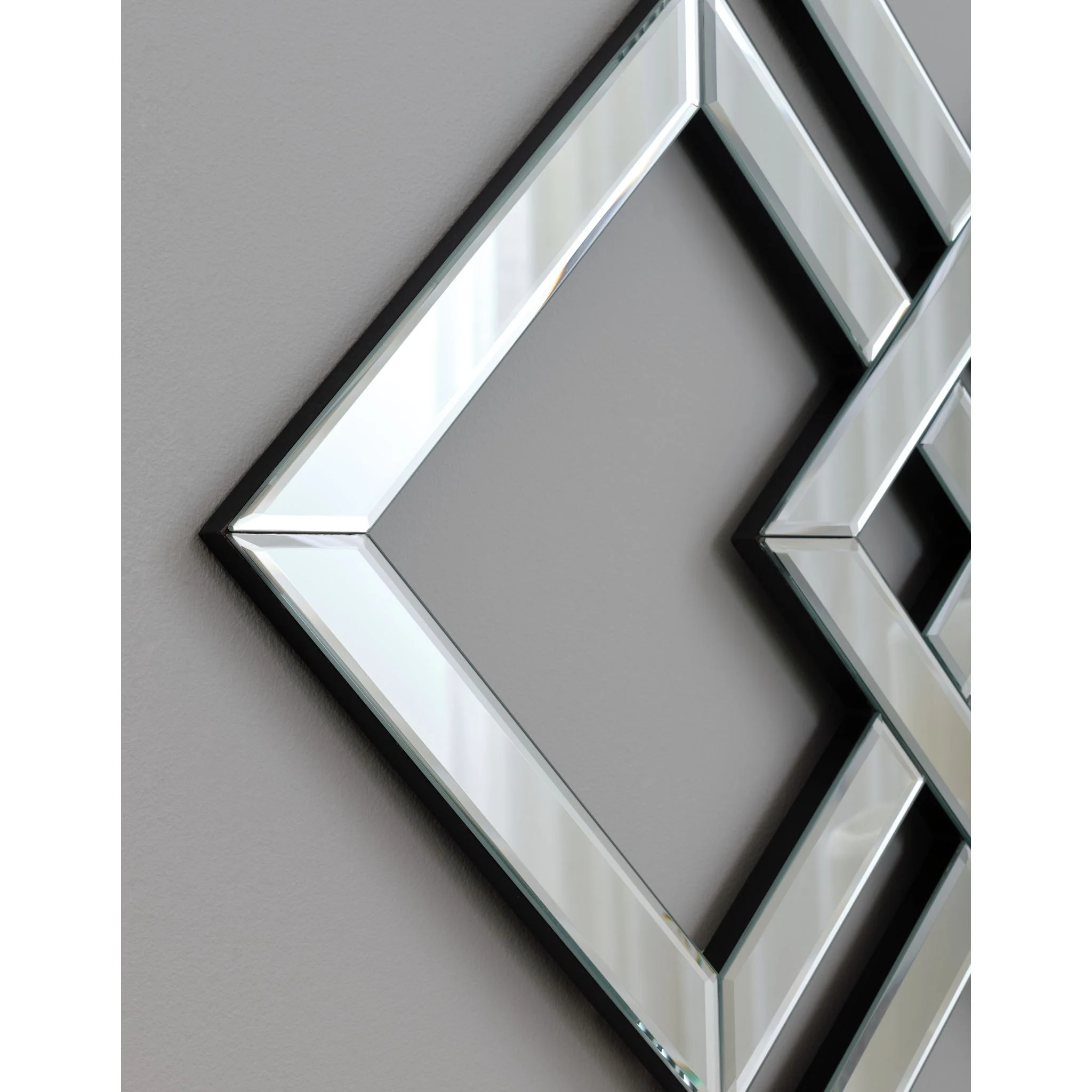 Quinnley Accent Mirror - Image 3
