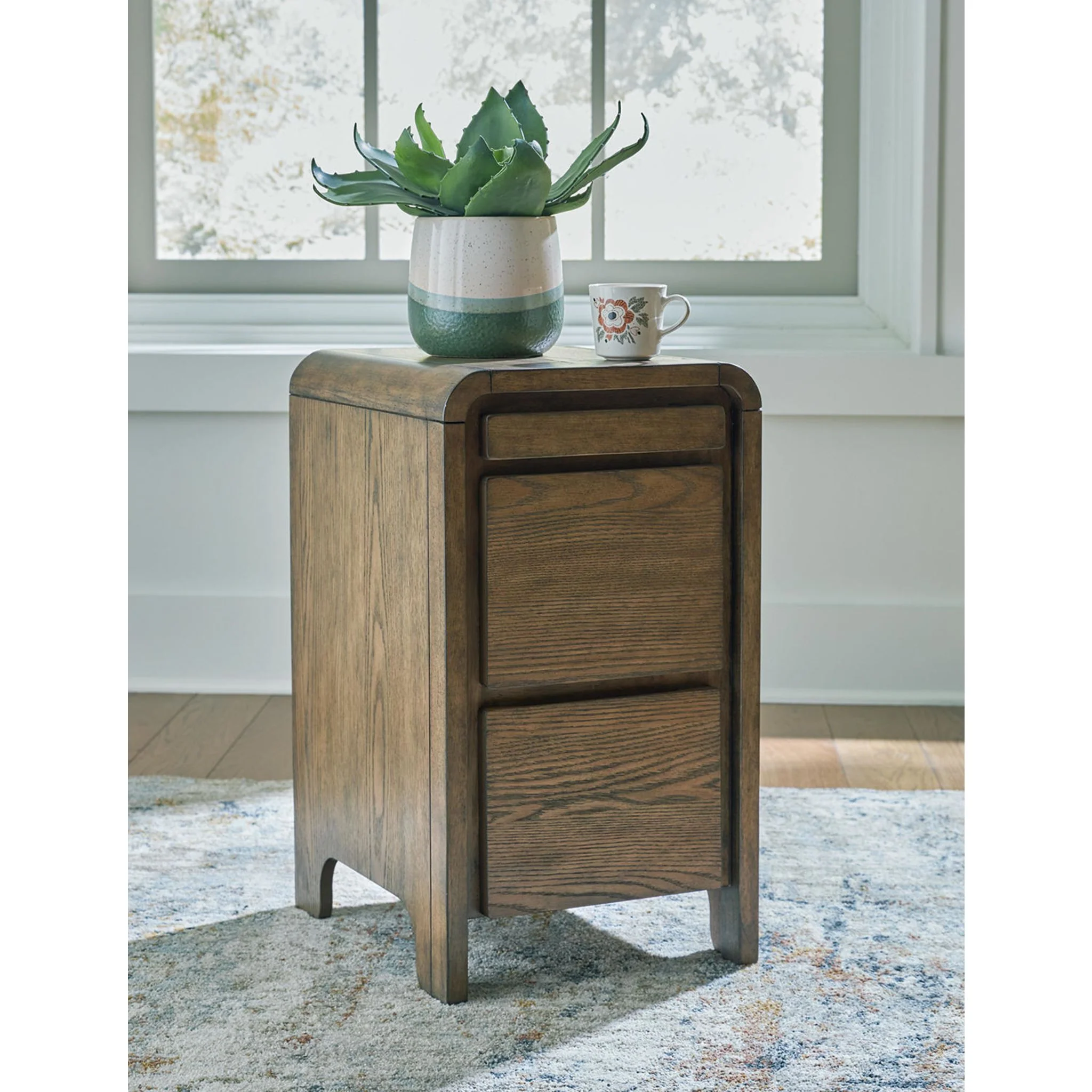 Jensworth Accent Table - Image 2
