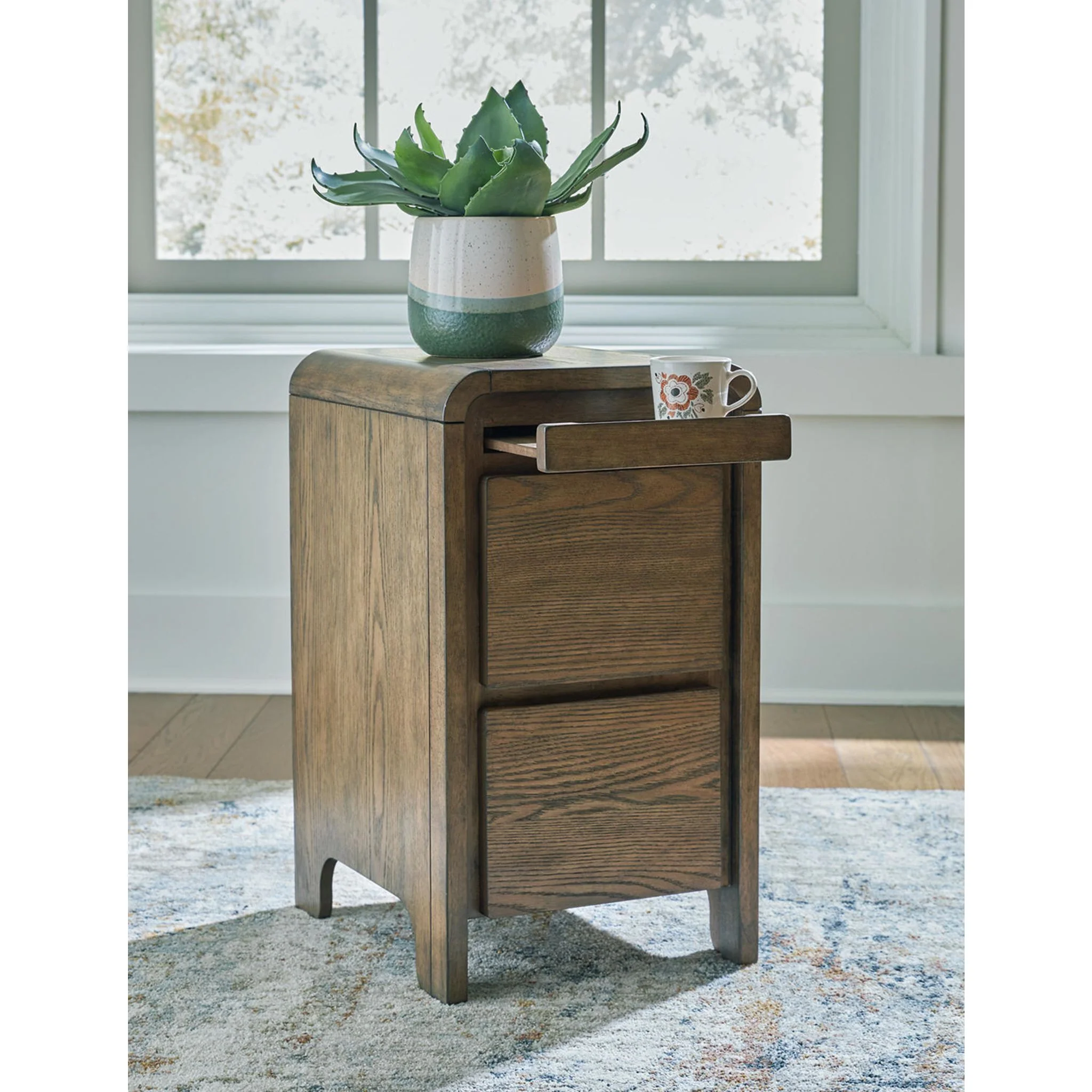 Jensworth Accent Table - Image 3