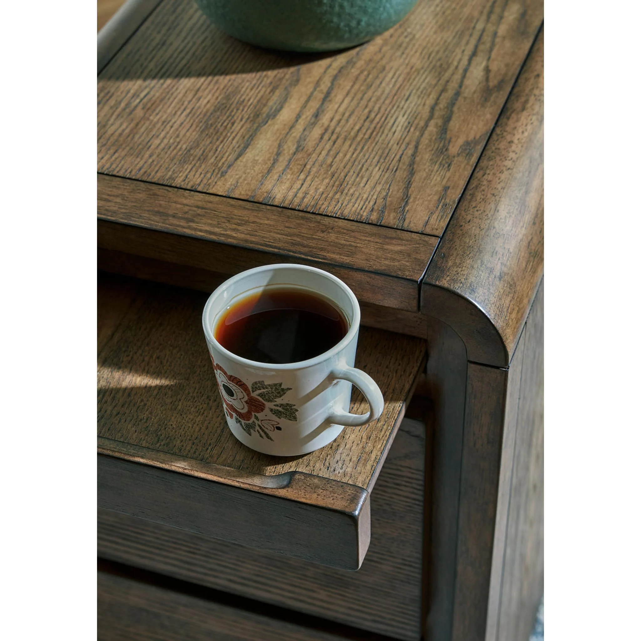 Jensworth Accent Table - Image 6