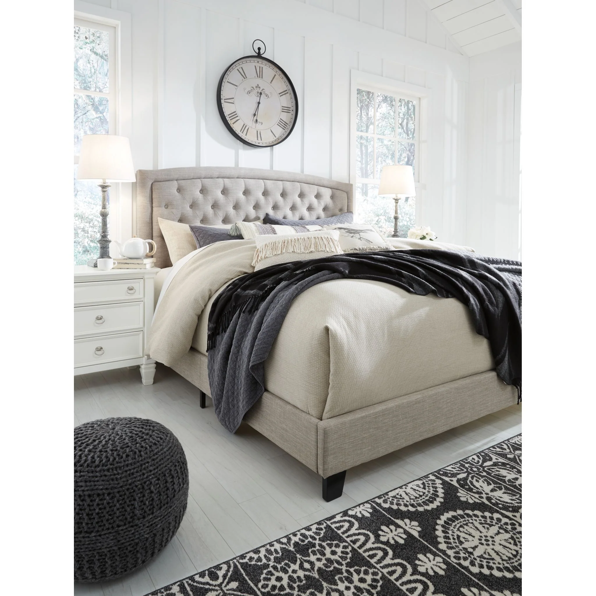Jerary Upholstered Bed - Image 10