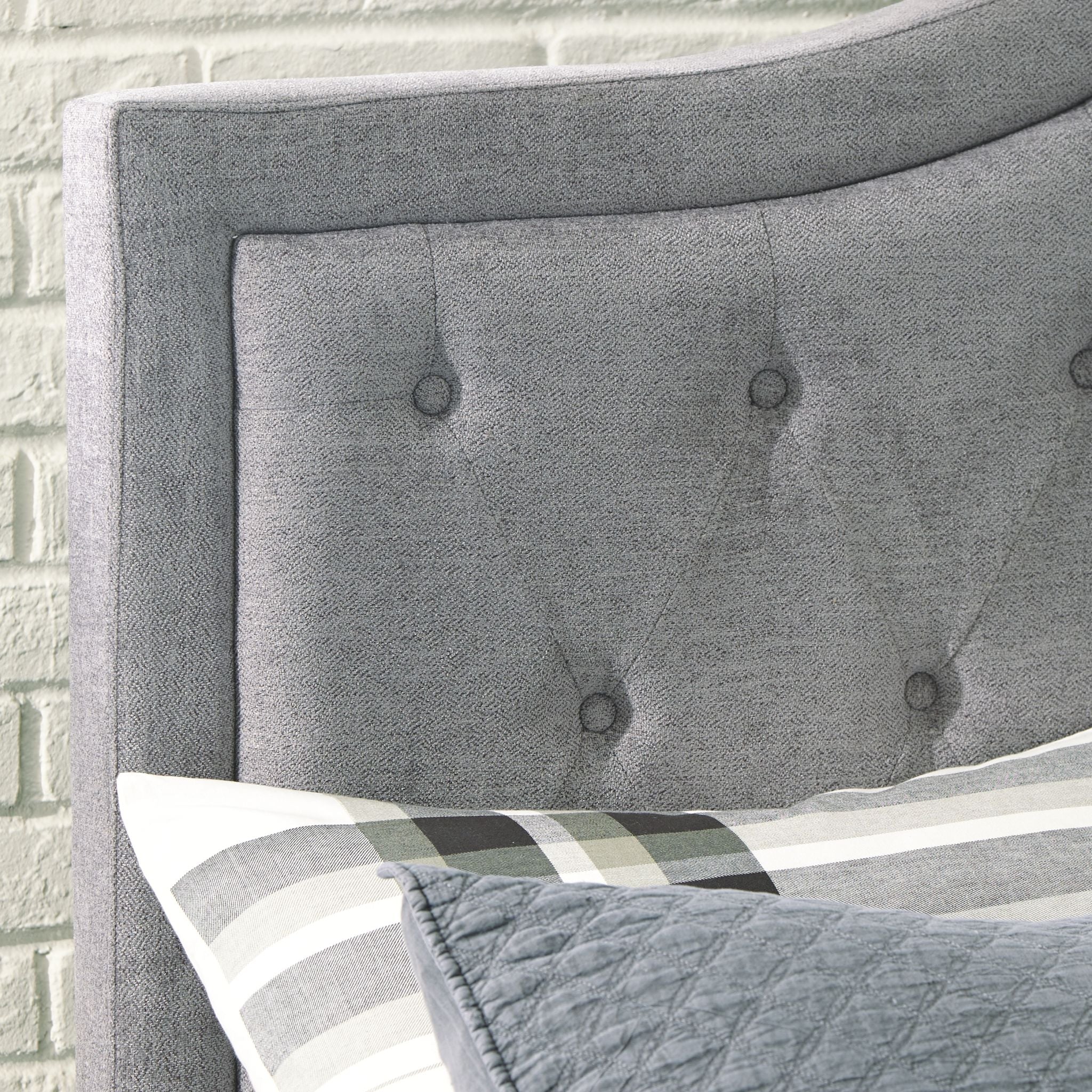 Jerary Upholstered Bed - Image 10