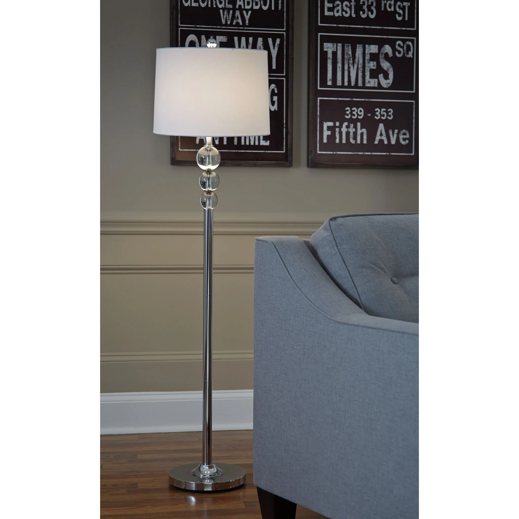 Joaquin Floor Lamp - Image 3