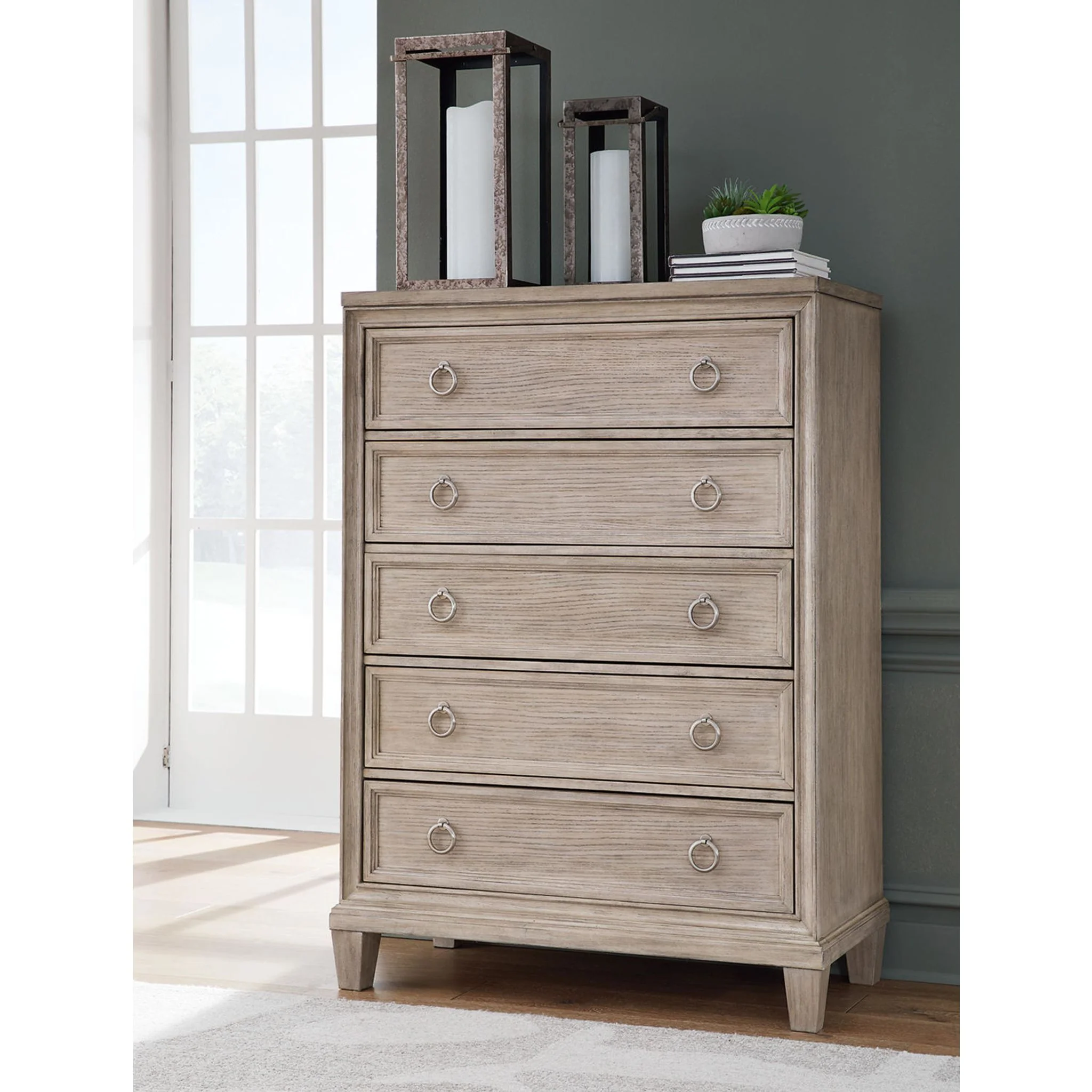 Jorlaina-Exclusive Chest - Image 32