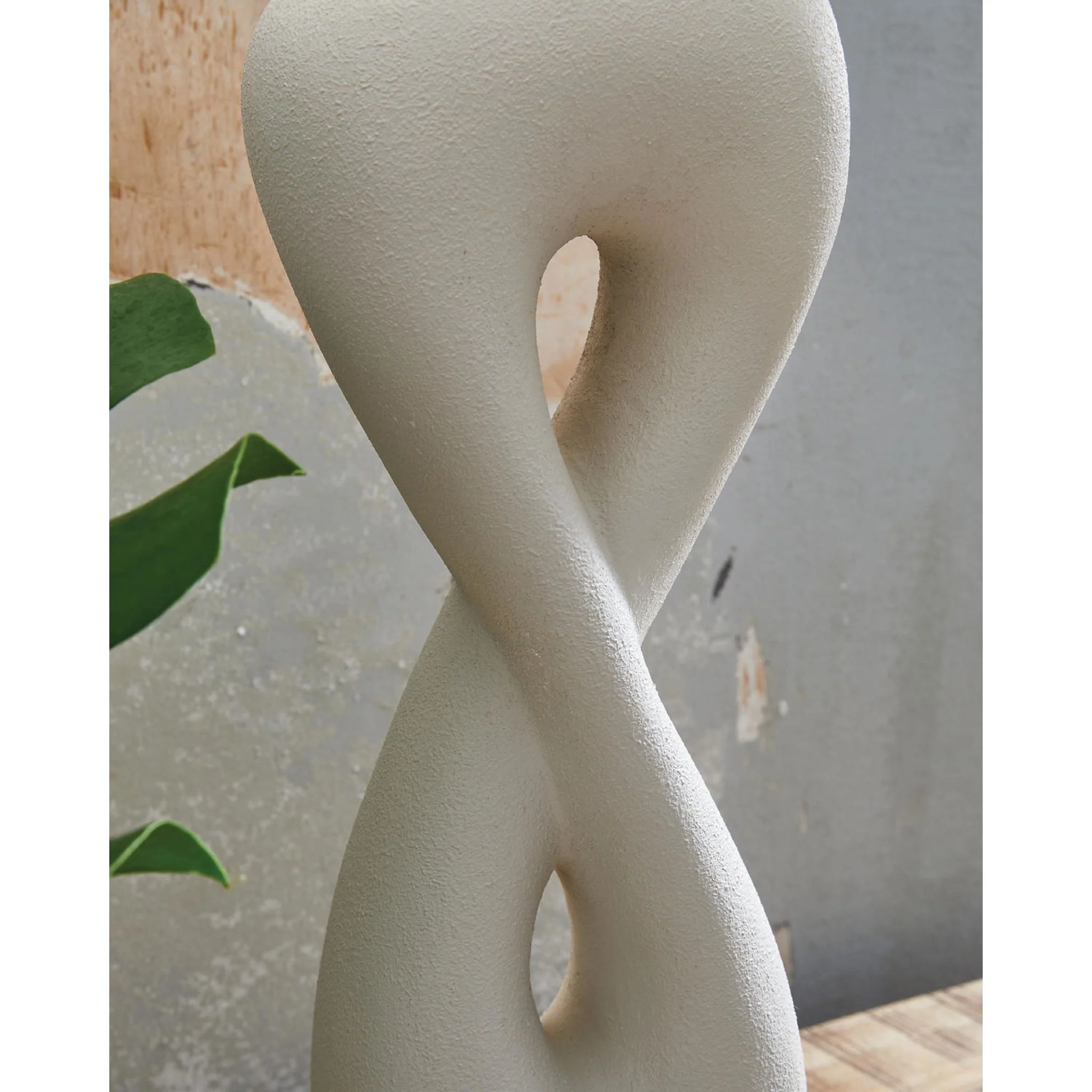 Judrich Table Lamp - Image 3