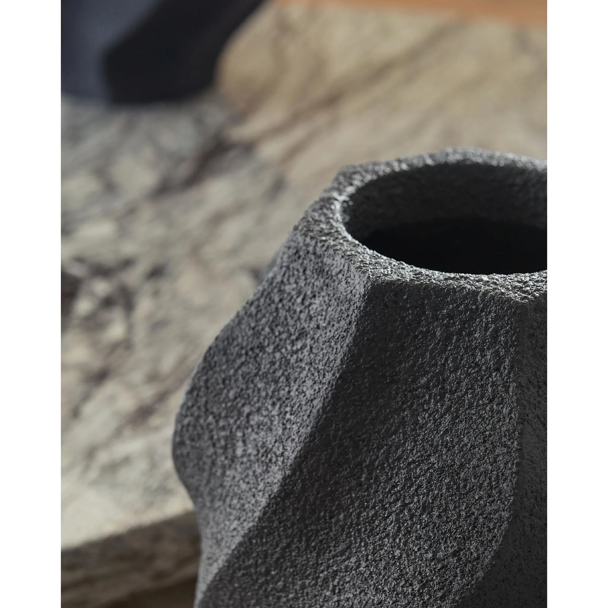 Judworth Vase - Image 4