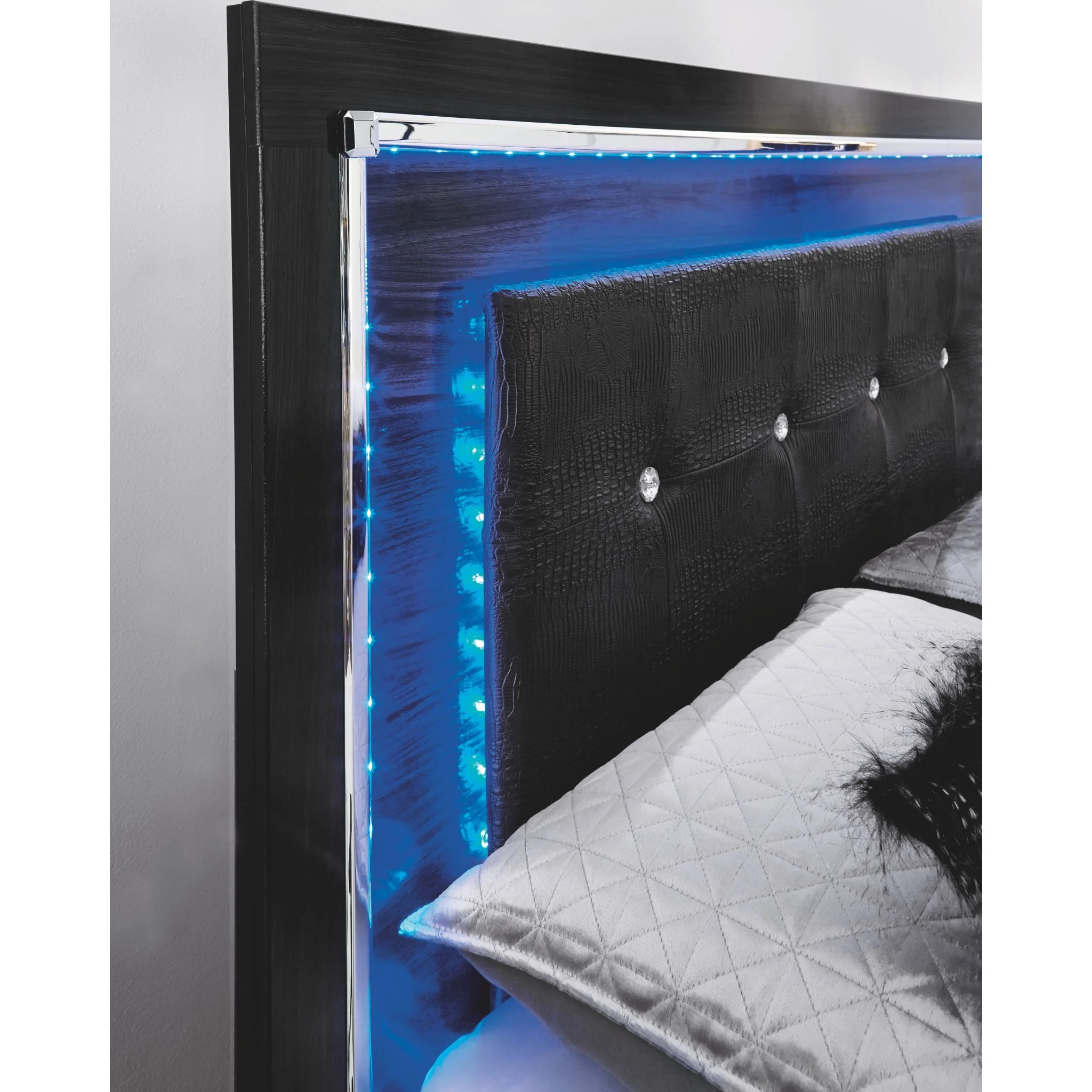 Kaydell 5 Piece Storage Bedroom - Image 9