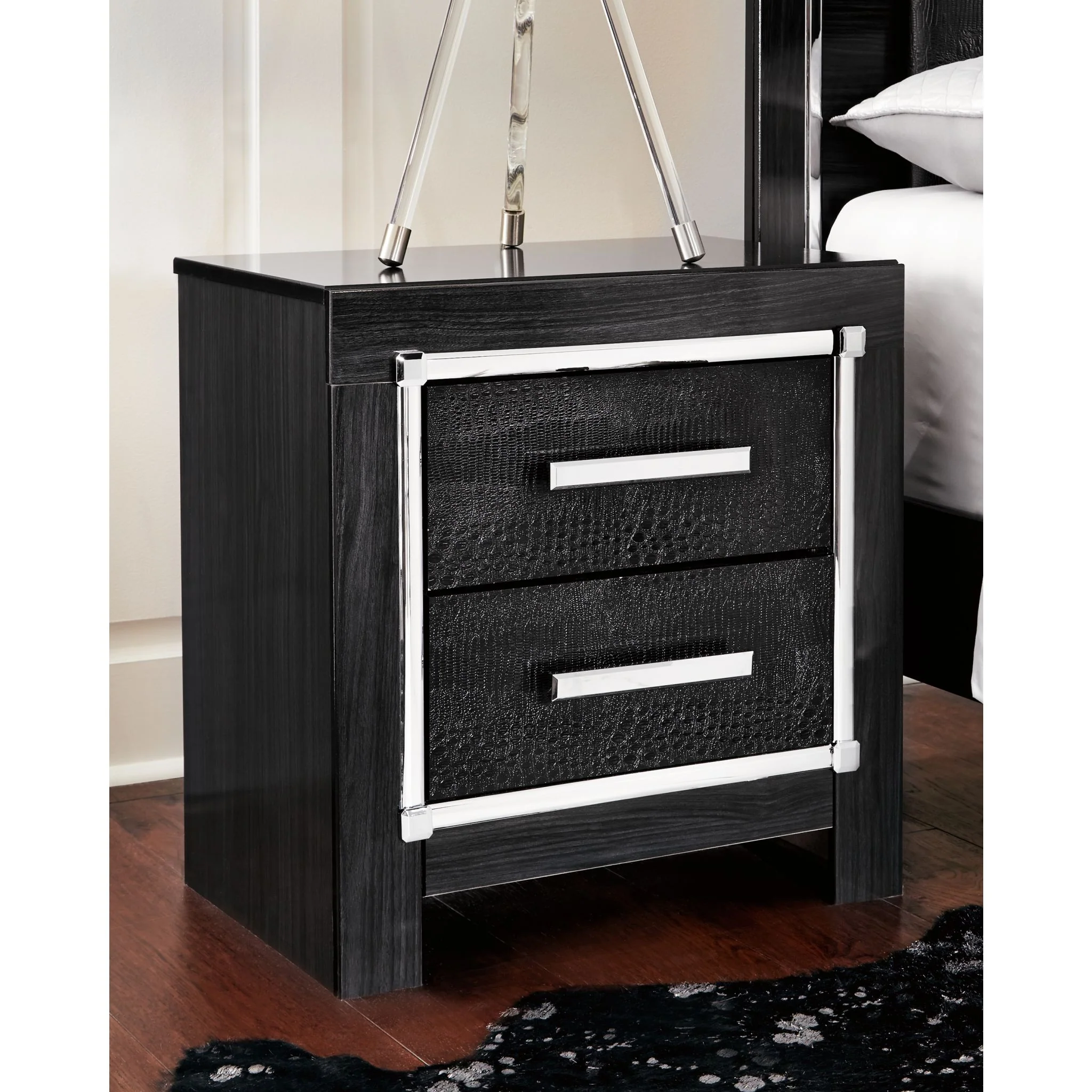 Kaydell Nightstand - Image 3