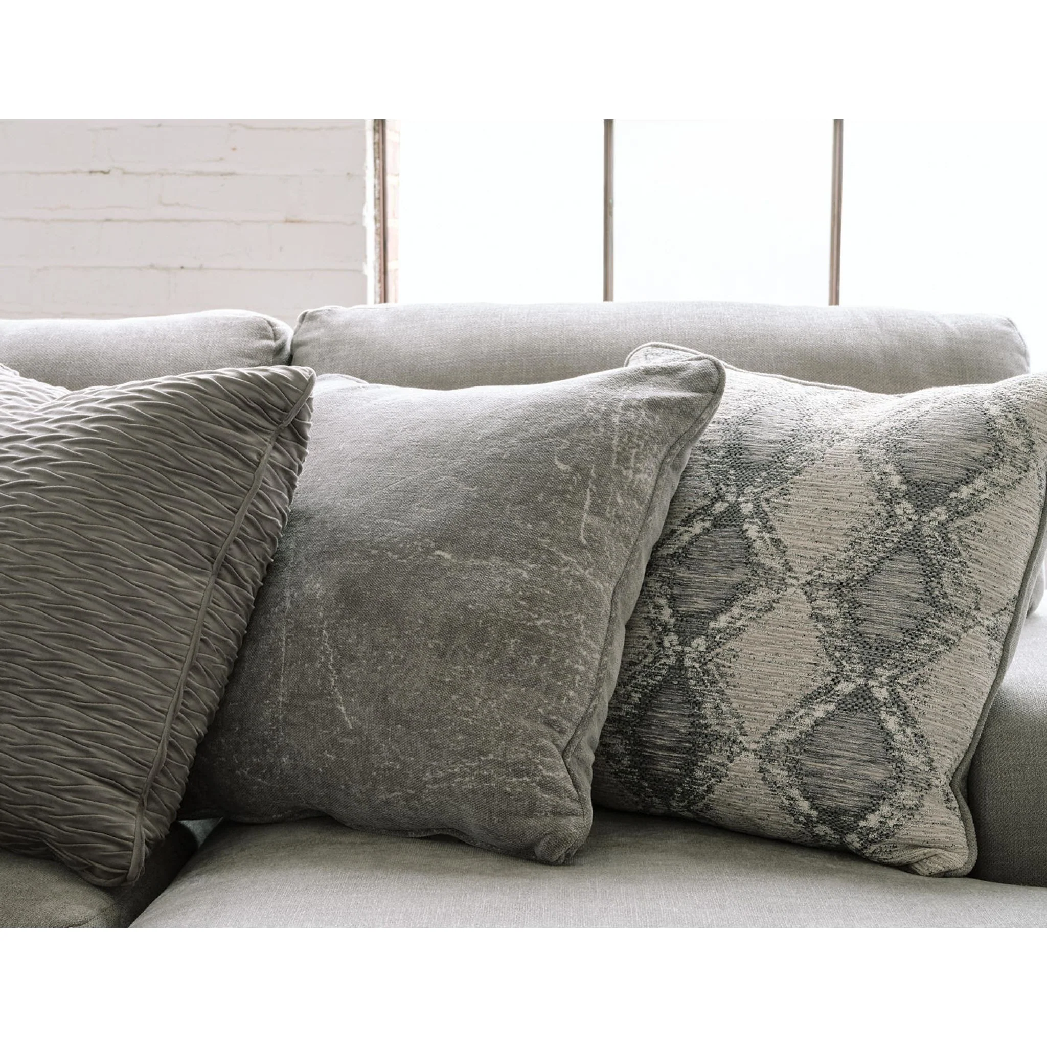 Keener-Exclusive 4 Piece Sectional - Image 4