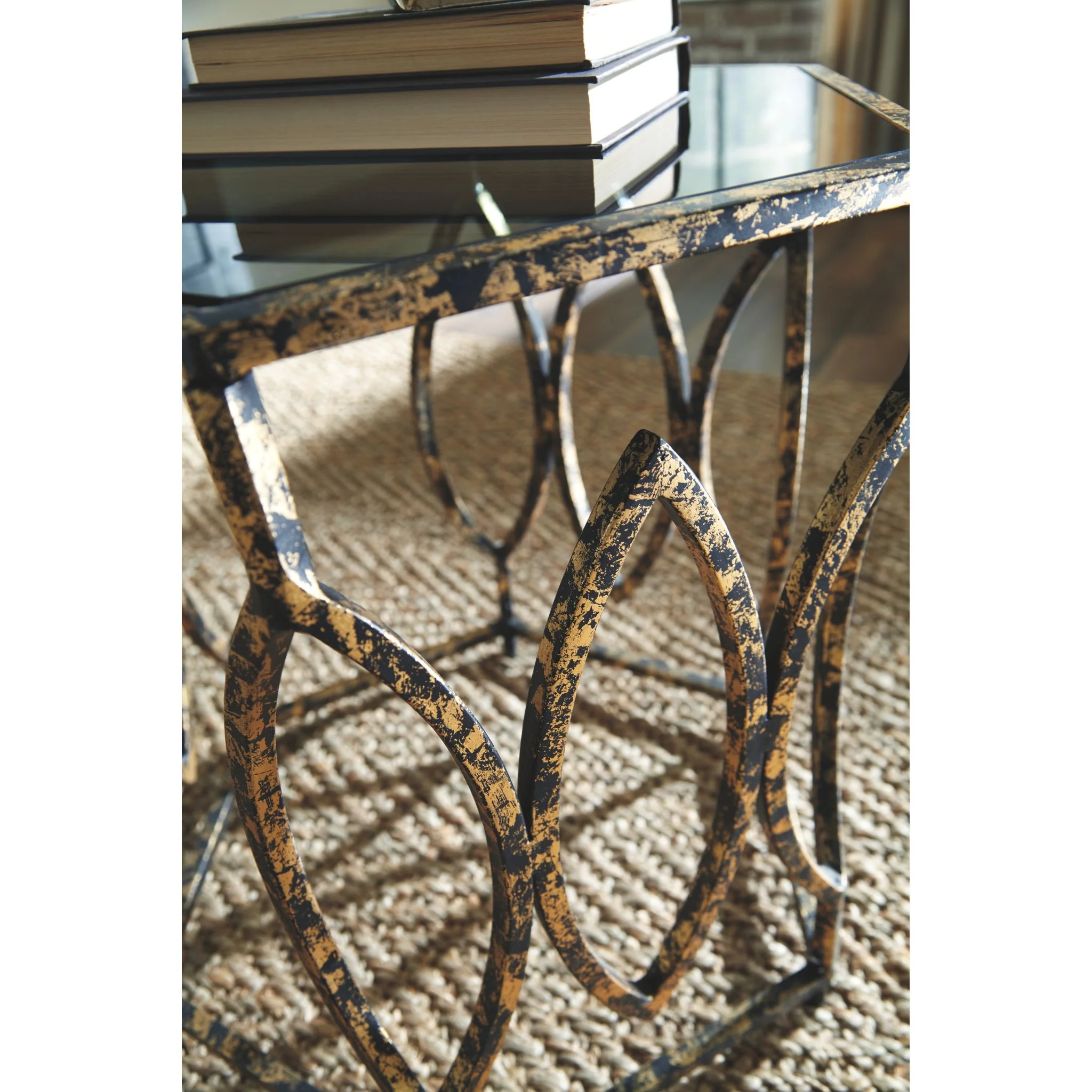 Keita Accent Table - Image 5