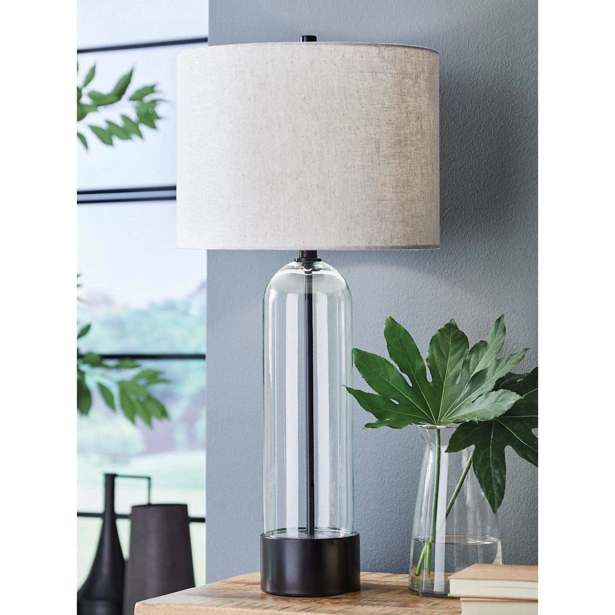 Kerrbrook Table Lamp - Image 2