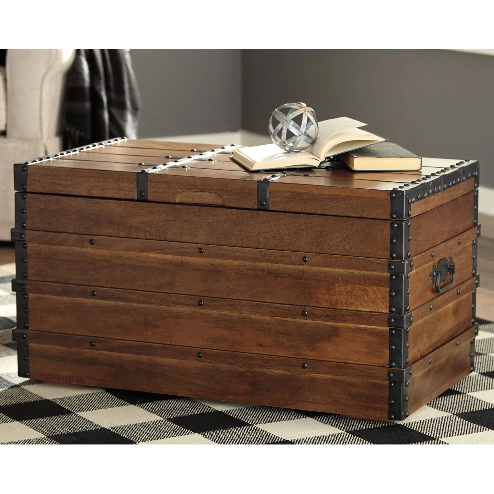 Kettleby Trunk - Image 13