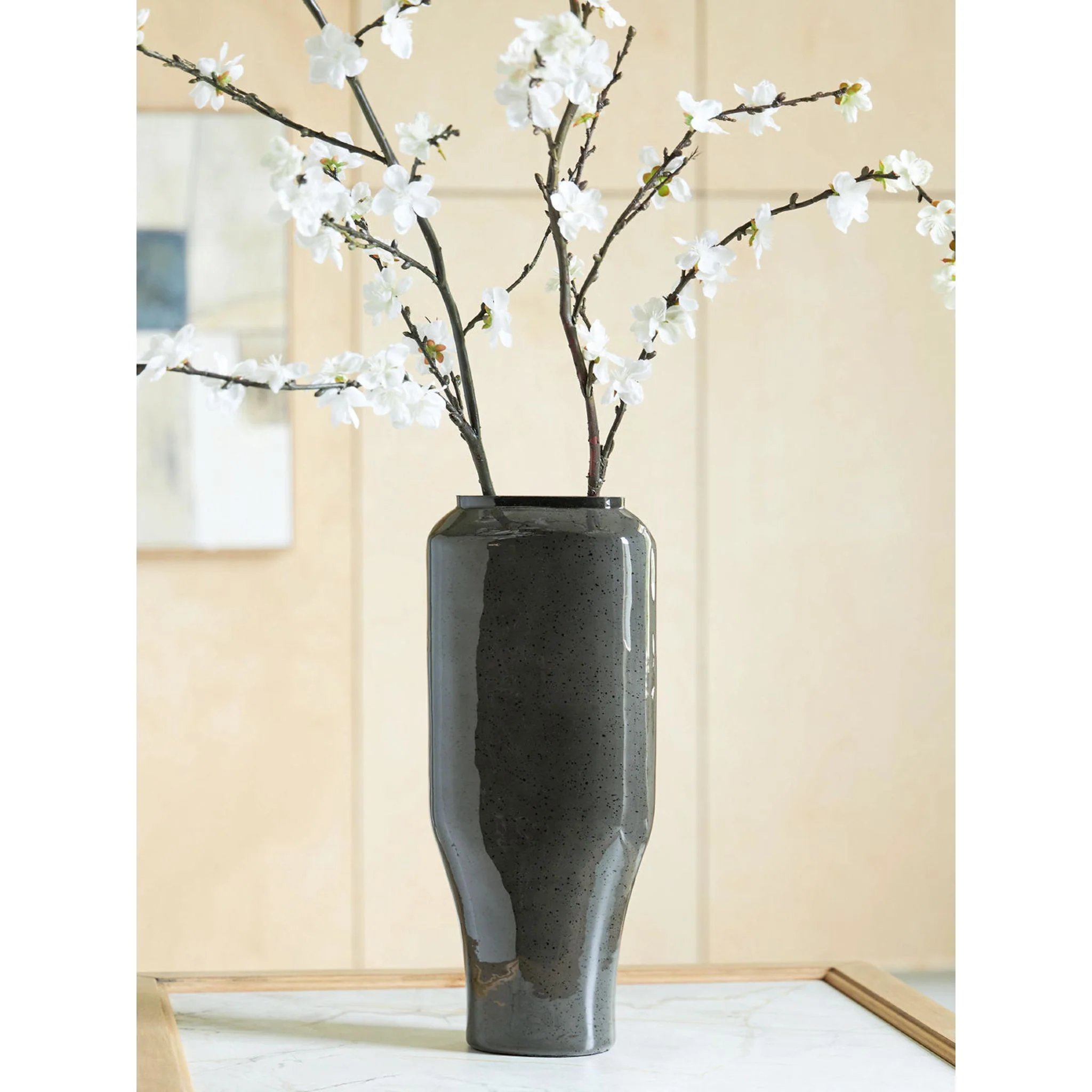Kierlain Vase - Image 2