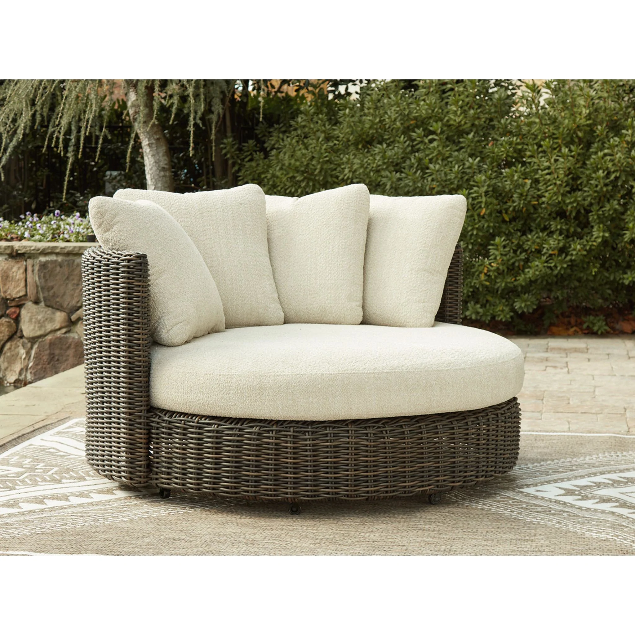 Kimora Outdoor Swivel Lounge Chair with Cushion - Image 2