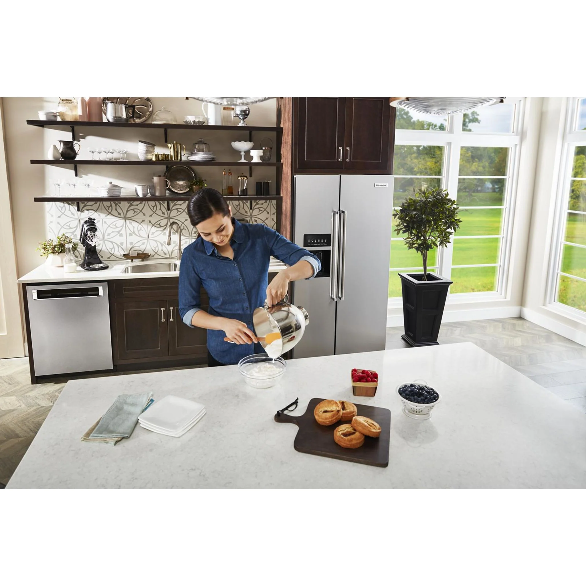 KitchenAid  19.9 cu.. ft. Counter-Depth Side-by-Side Refrigerator with Exterior Ice and Water and PrintShield finish - Stainless Steel (KRSC700HPS) - Image 30