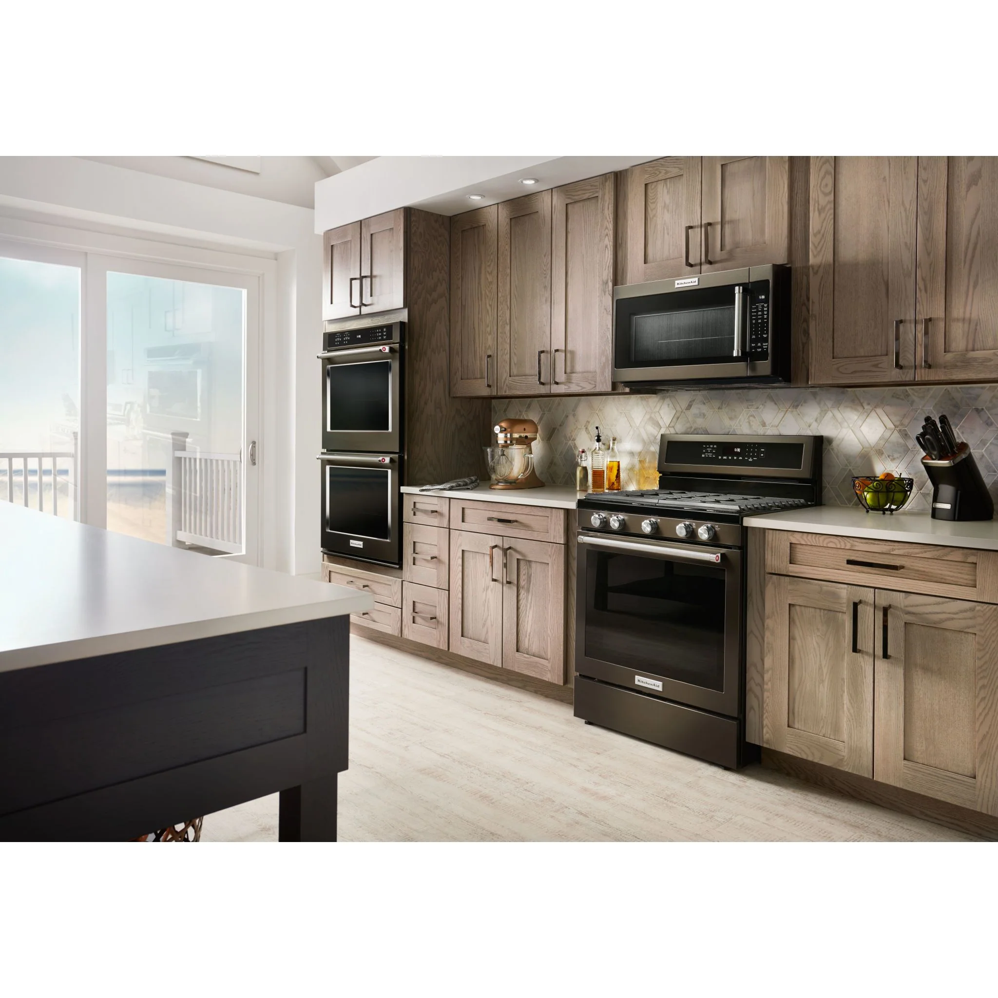 KitchenAid 900-Watt Microwave with 7 Sensor Functions - 30" (YKMHS120EBS) - Image 11