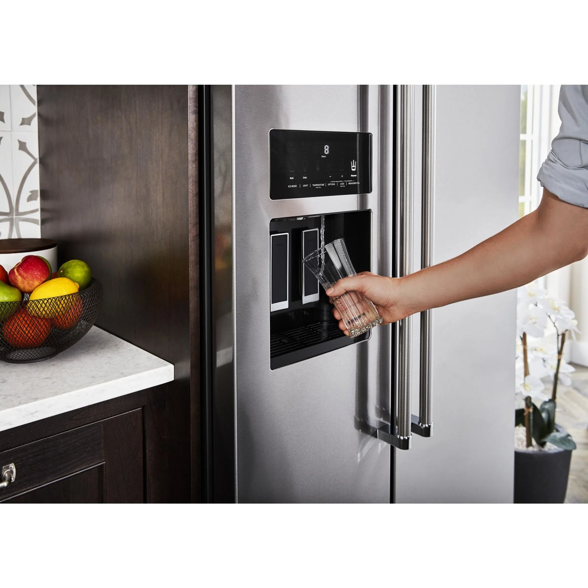 KitchenAid  22.6 cu.. ft. Counter-Depth Side-by-Side Refrigerator with Exterior Ice and Water and PrintShield finish -Stainless Steel  (KRSC703HPS) - Image 39