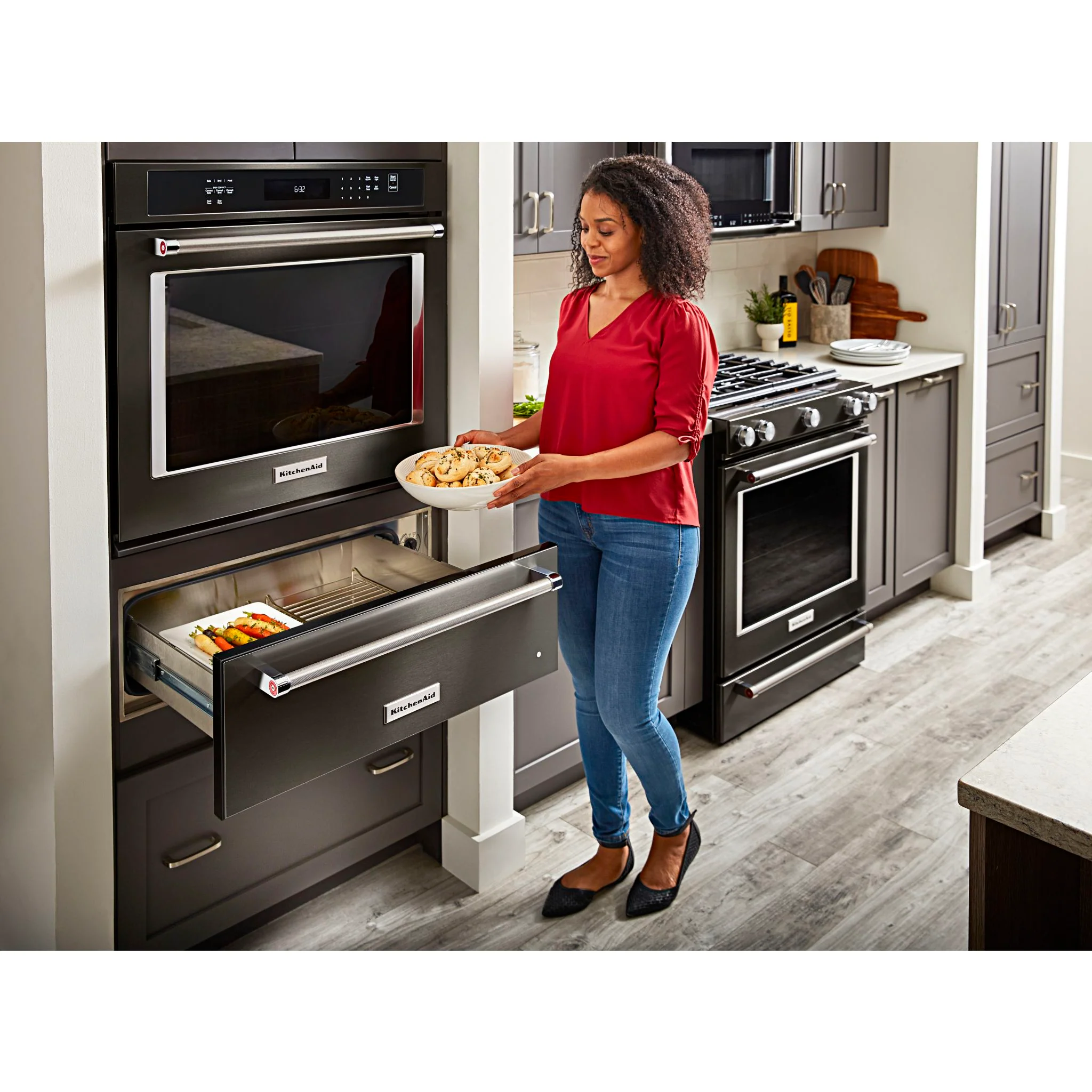 KitchenAid 27'' Slow Cook Warming Drawer with PrintShield Finish - Black Stainless (KOWT107EBS) - Image 15