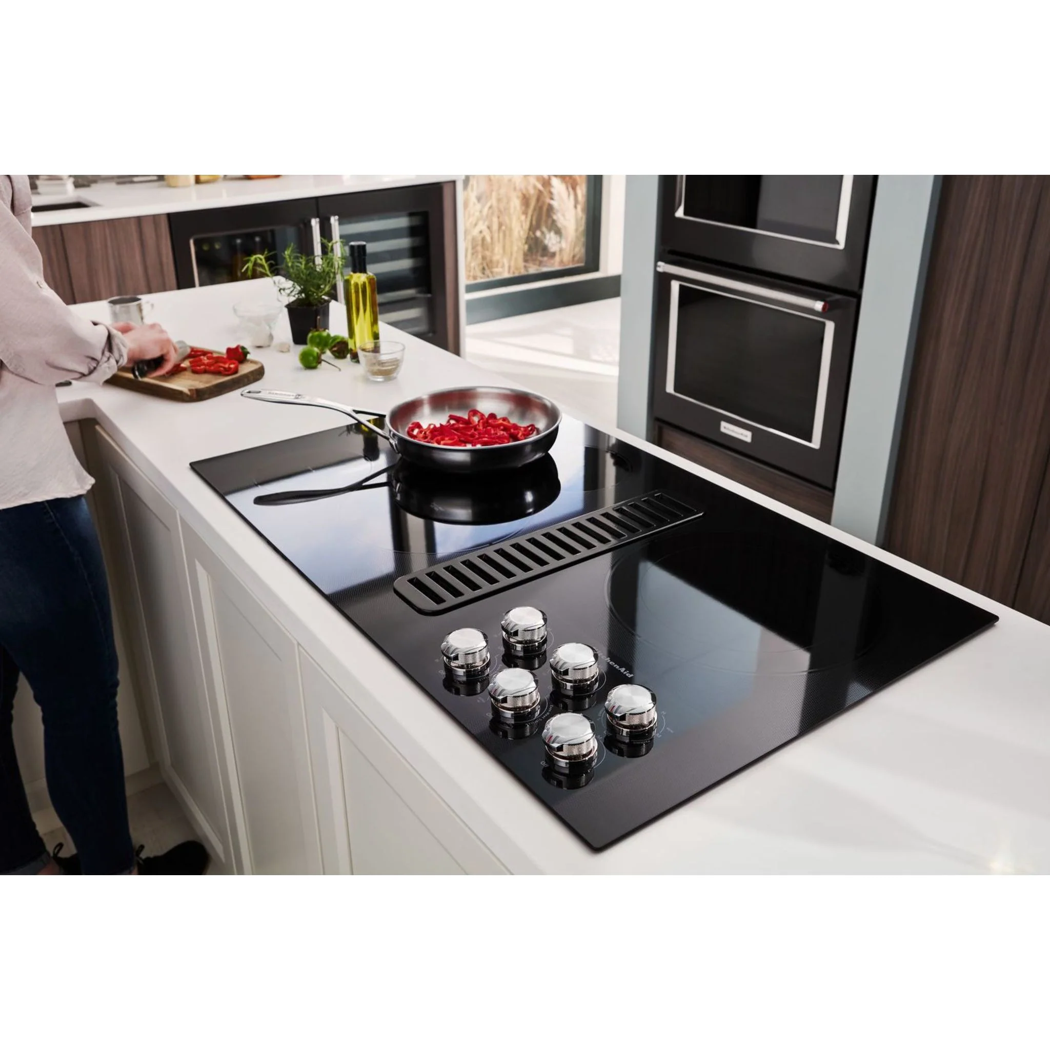 KitchenAid 36" Electric Downdraft Cooktop with 5 Elements -Black (KCED606GBL) - Image 7