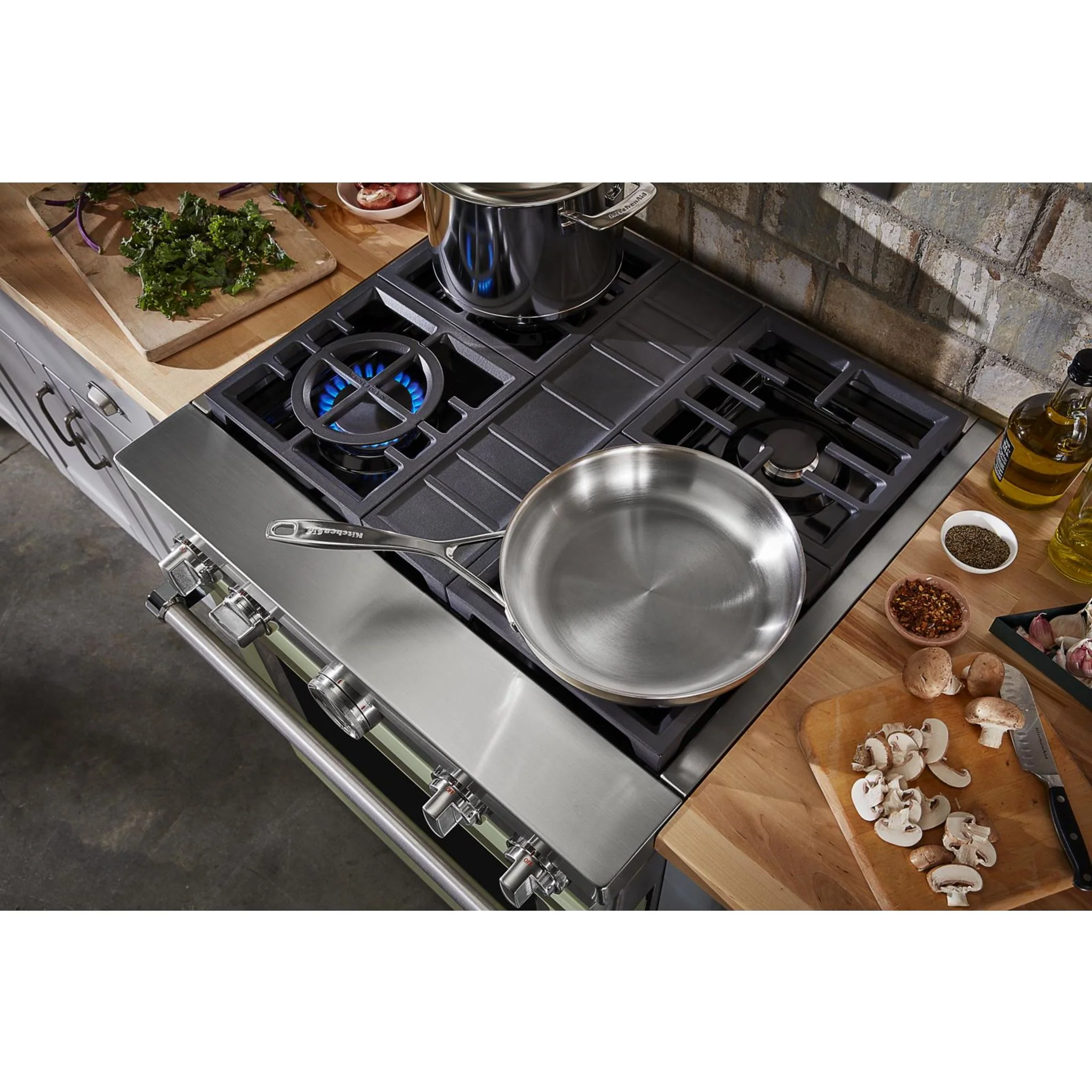 KitchenAid  30'' Smart Commercial-Style Dual Fuel Range with 4 Burners - Avocado Cream (KFDC500JAV) - Image 44