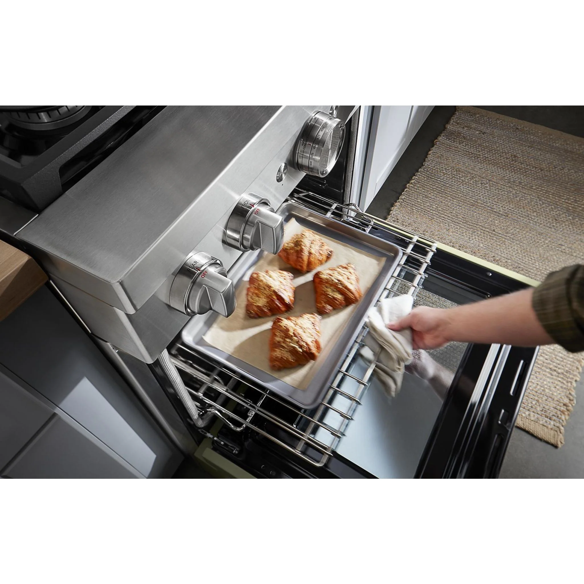 KitchenAid  30'' Smart Commercial-Style Dual Fuel Range with 4 Burners - Avocado Cream (KFDC500JAV) - Image 54