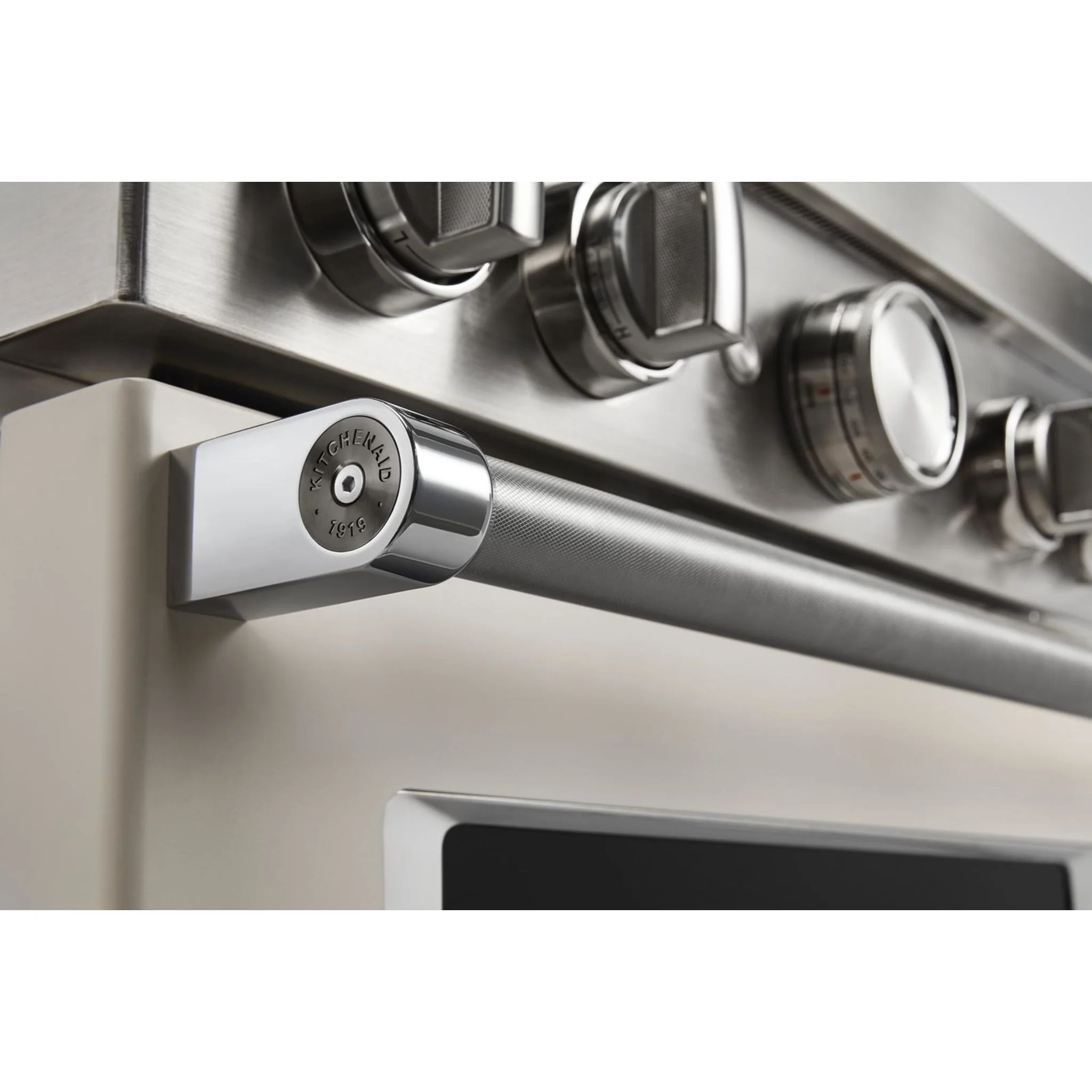 KitchenAid  30'' Smart Commercial-Style Dual Fuel Range with 4 Burners - Milkshake (KFDC500JMH) - Image 20