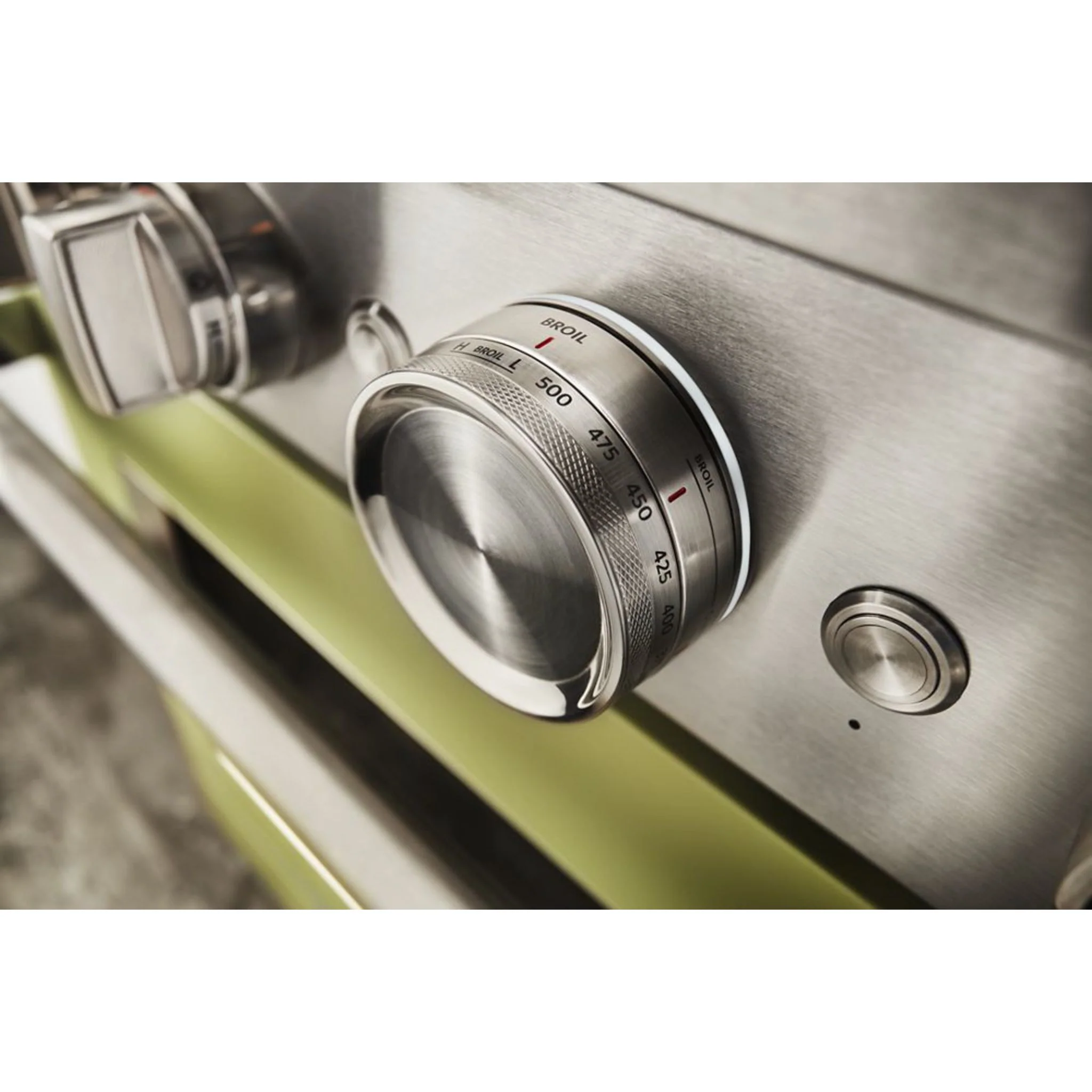 KitchenAid  30'' Smart Commercial-Style Dual Fuel Range with 4 Burners - Milkshake (KFDC500JMH) - Image 30