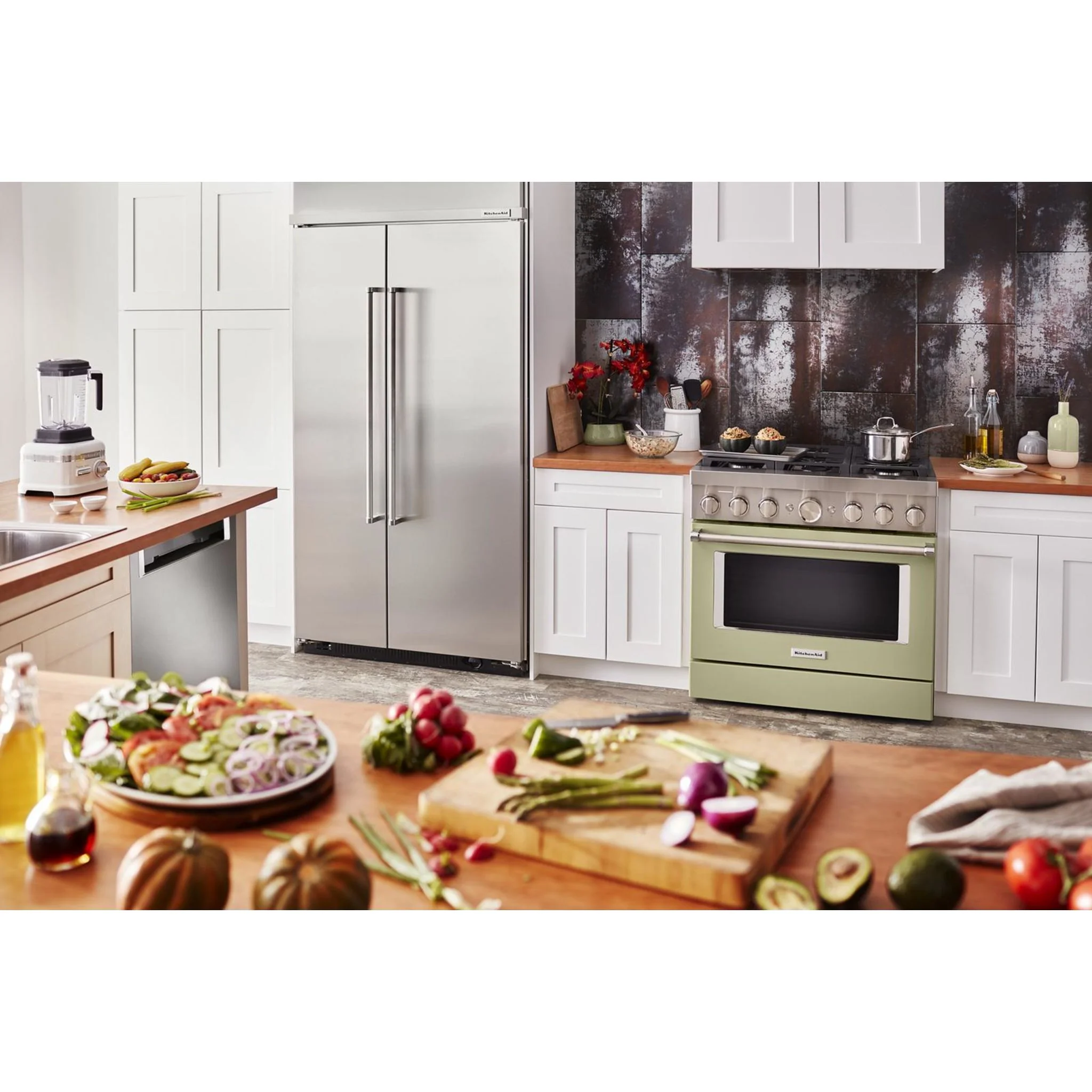 KitchenAid  36'' Smart Commercial-Style Dual Fuel Range with 6 Burners - Avocado Cream (KFDC506JAV) - Image 15