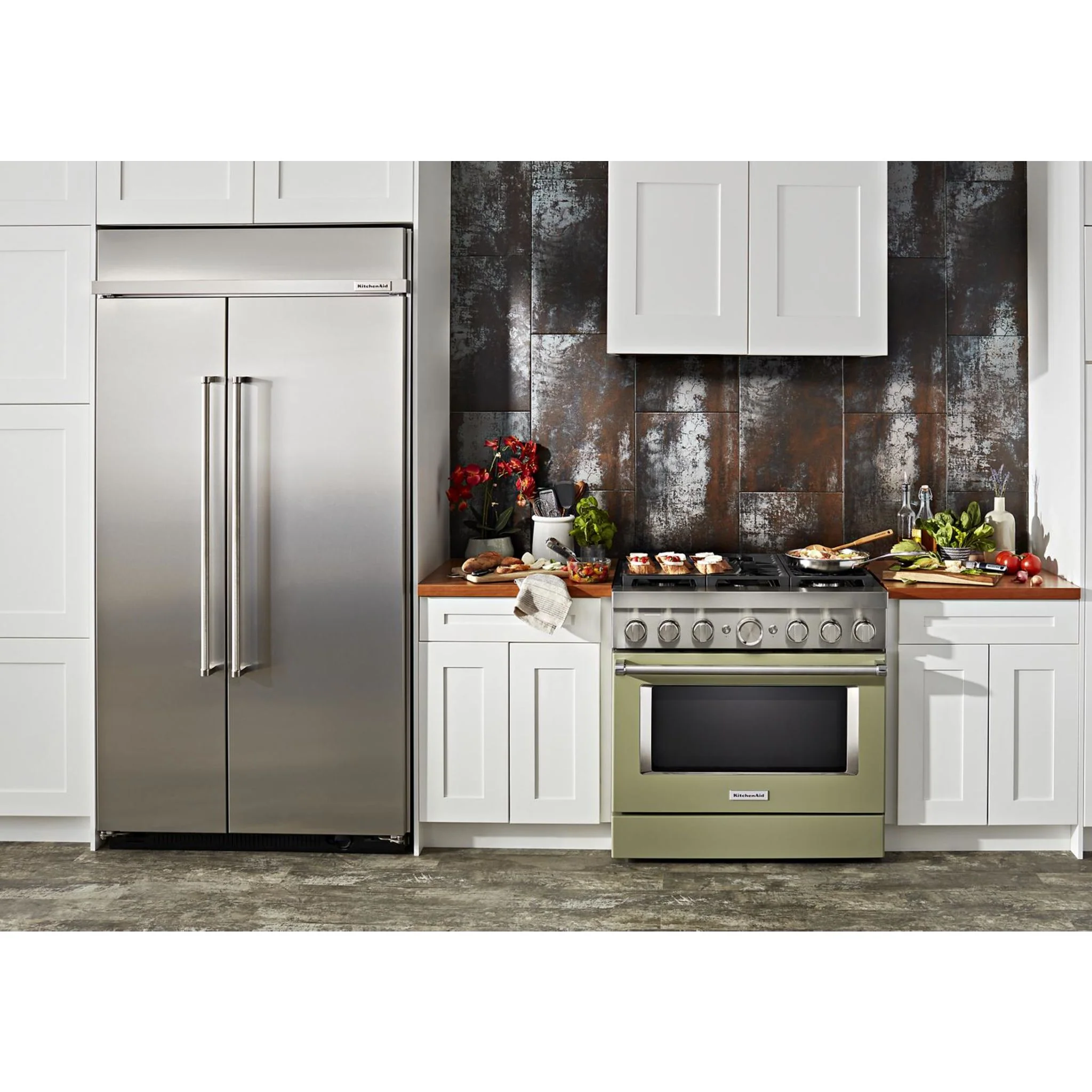 KitchenAid  36'' Smart Commercial-Style Dual Fuel Range with 6 Burners - Avocado Cream (KFDC506JAV) - Image 54
