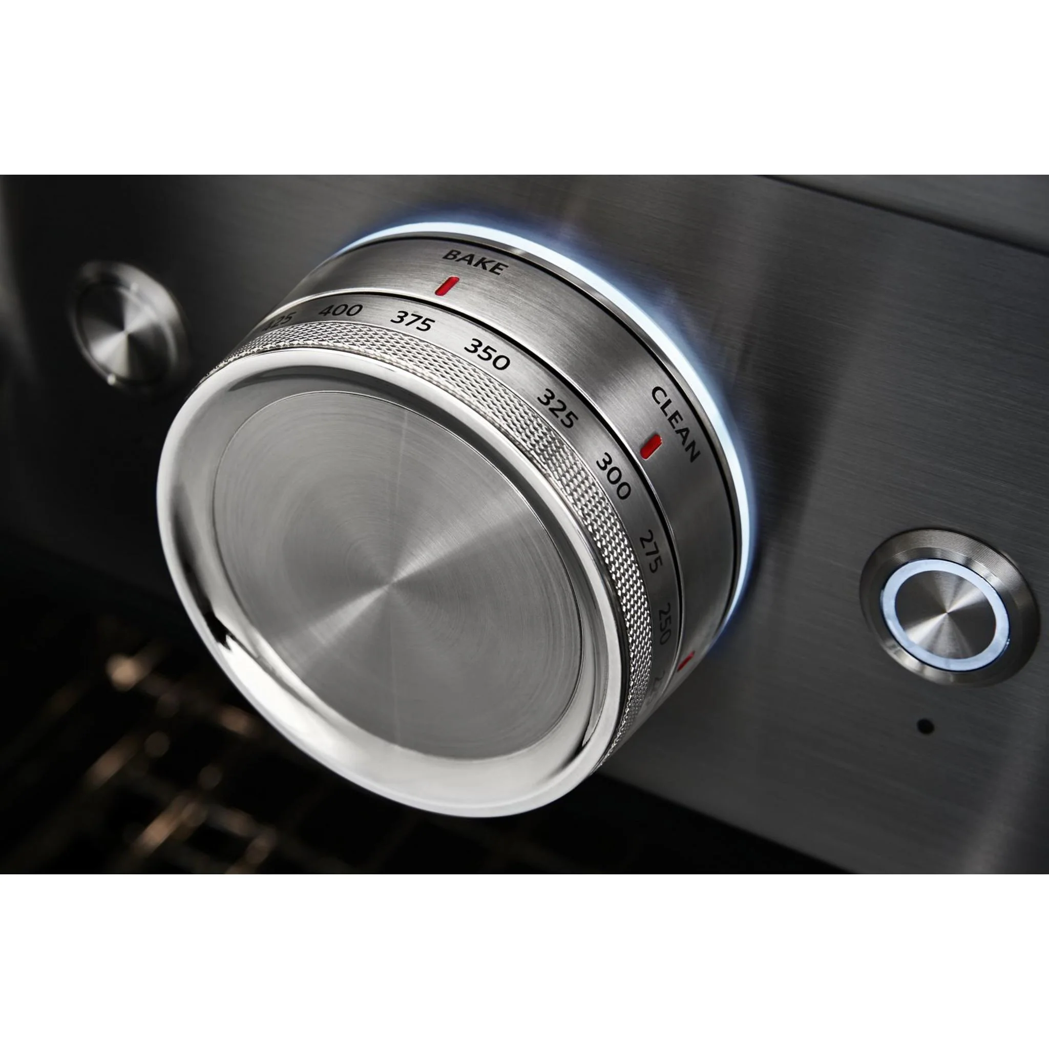KitchenAid  36'' Smart Commercial-Style Dual Fuel Range with 6 Burners - Milkshake (KFDC506JMH) - Image 56