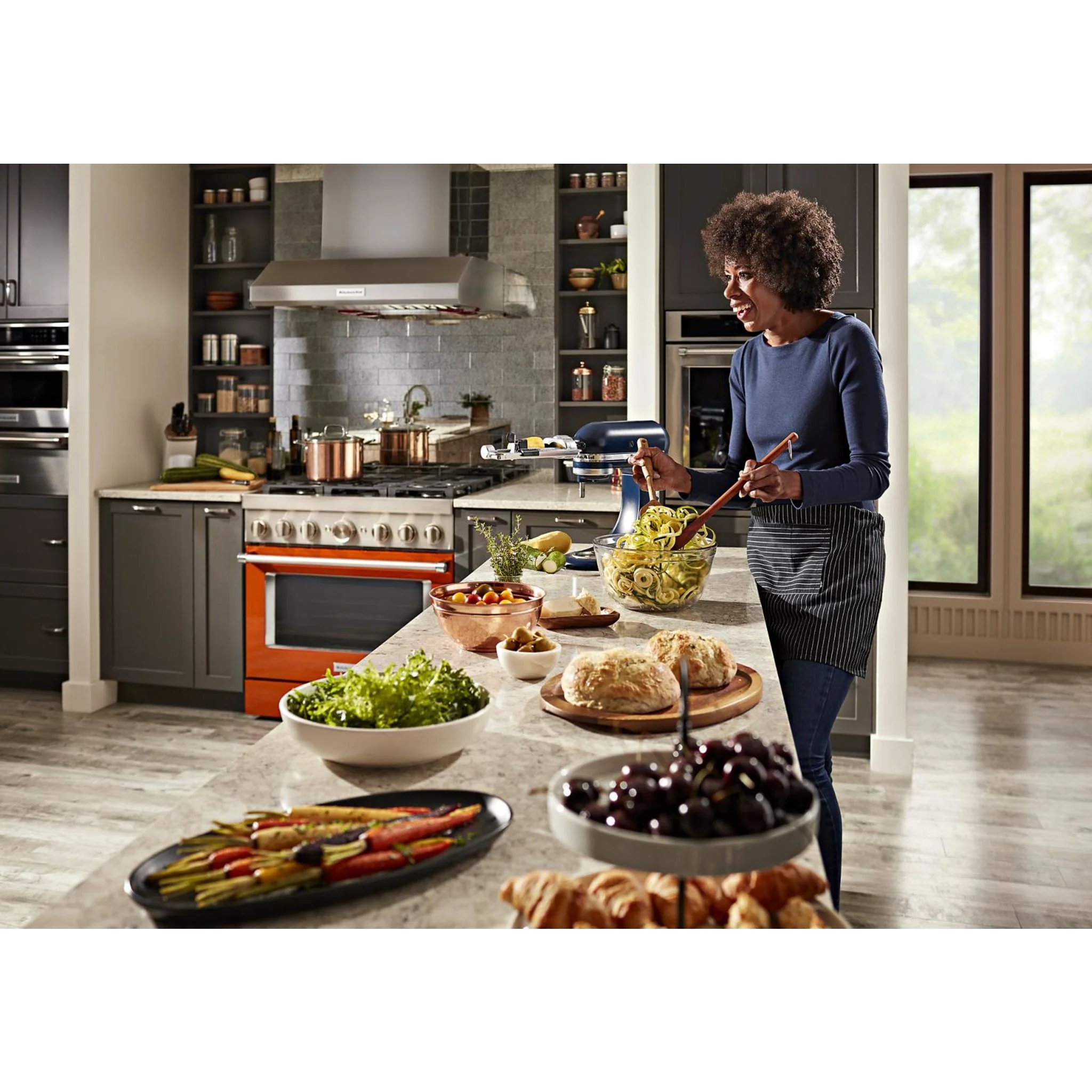 KitchenAid  36'' Smart Commercial-Style Dual Fuel Range with 6 Burners - Scorched Orange (KFDC506JSC) - Image 21