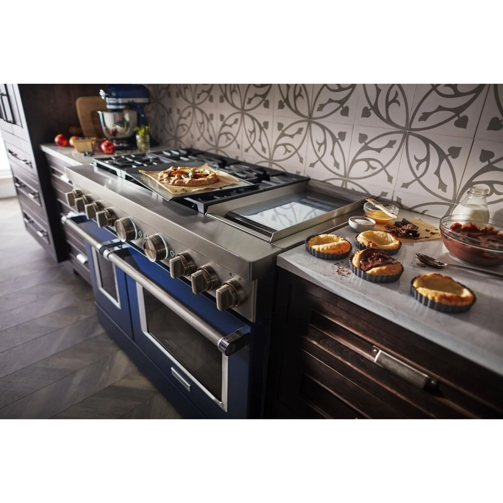 KitchenAid  48'' Smart Commercial-Style Dual Fuel Range with Griddle - Ink Blue (KFDC558JIB) - Image 45