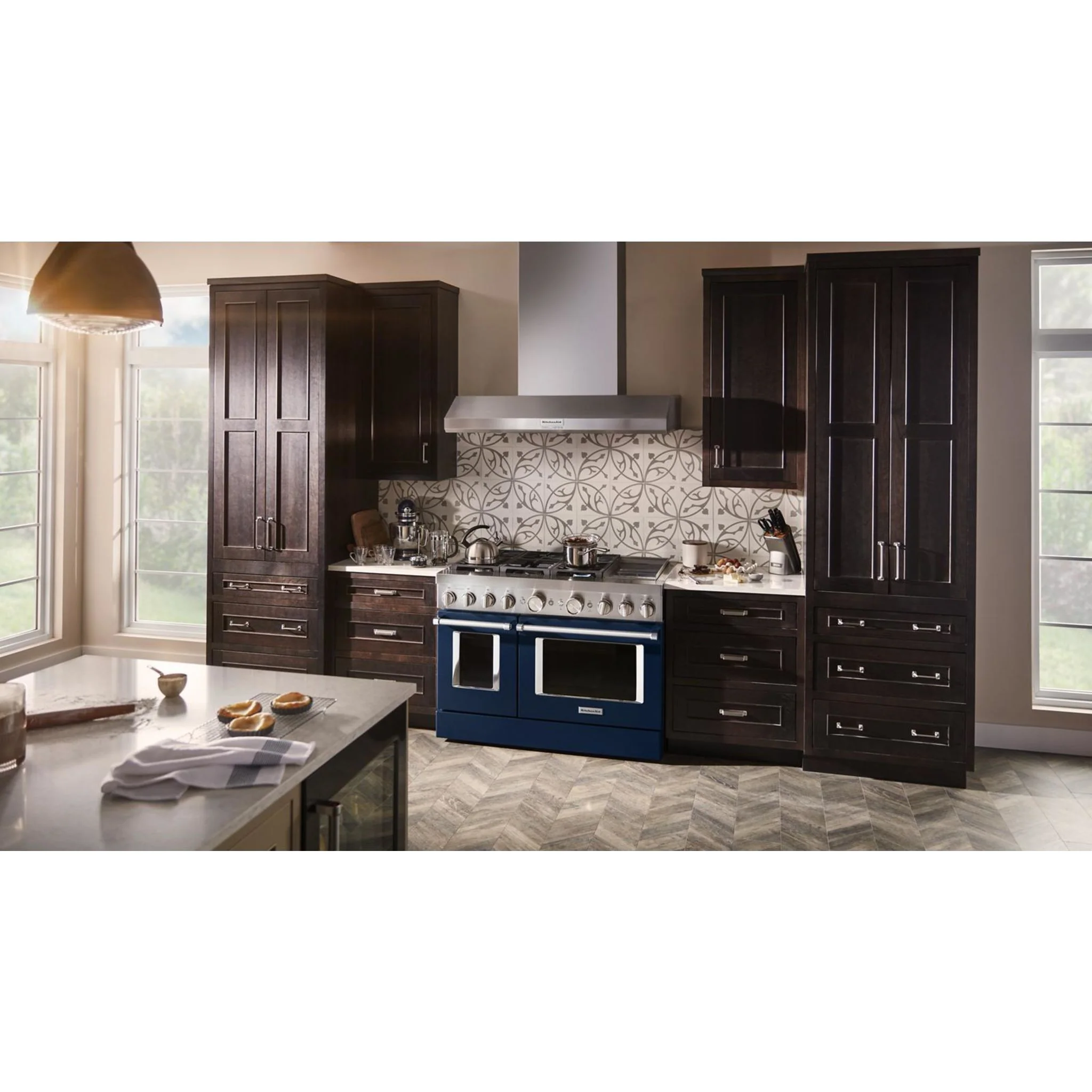 KitchenAid  48'' Smart Commercial-Style Dual Fuel Range with Griddle - Ink Blue (KFDC558JIB) - Image 61