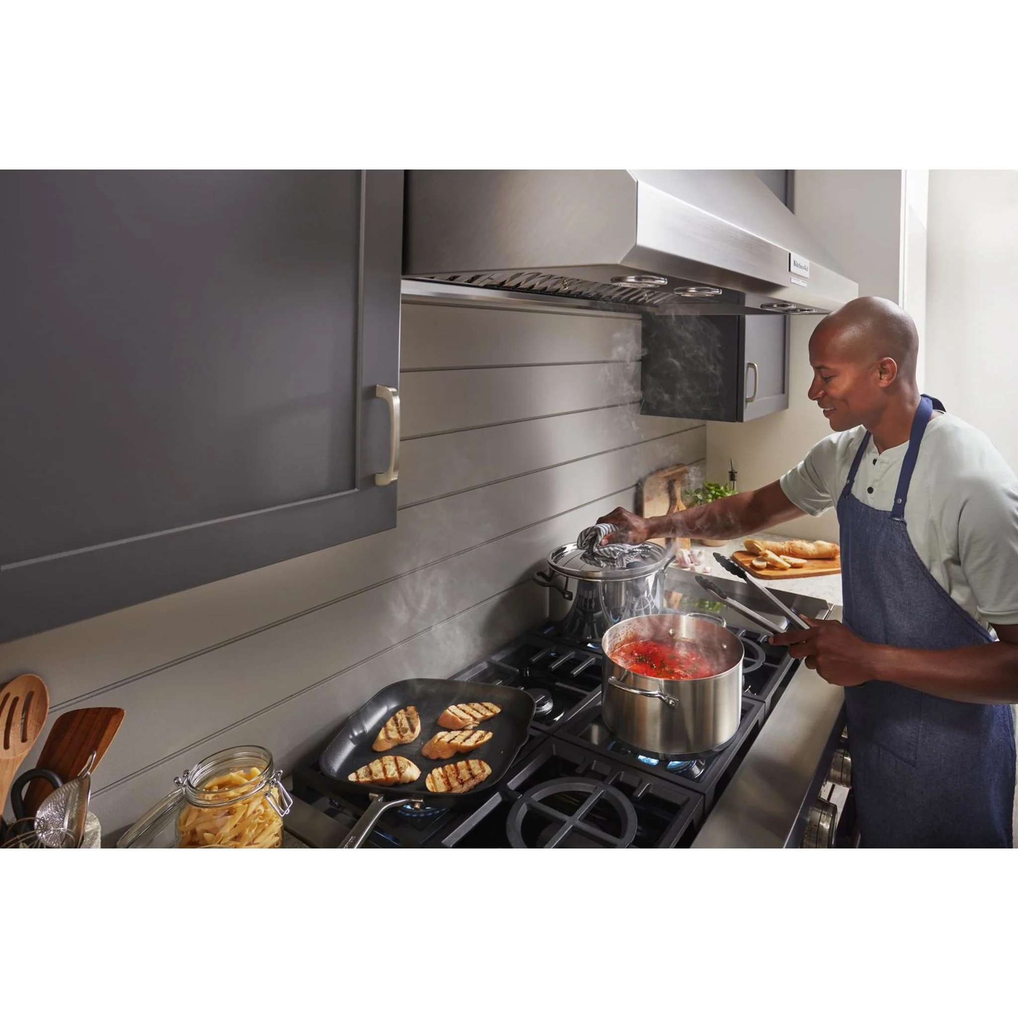 KitchenAid  48'' Smart Commercial-Style Dual Fuel Range with Griddle - Stainless Steel (KFDC558JSS) - Image 61