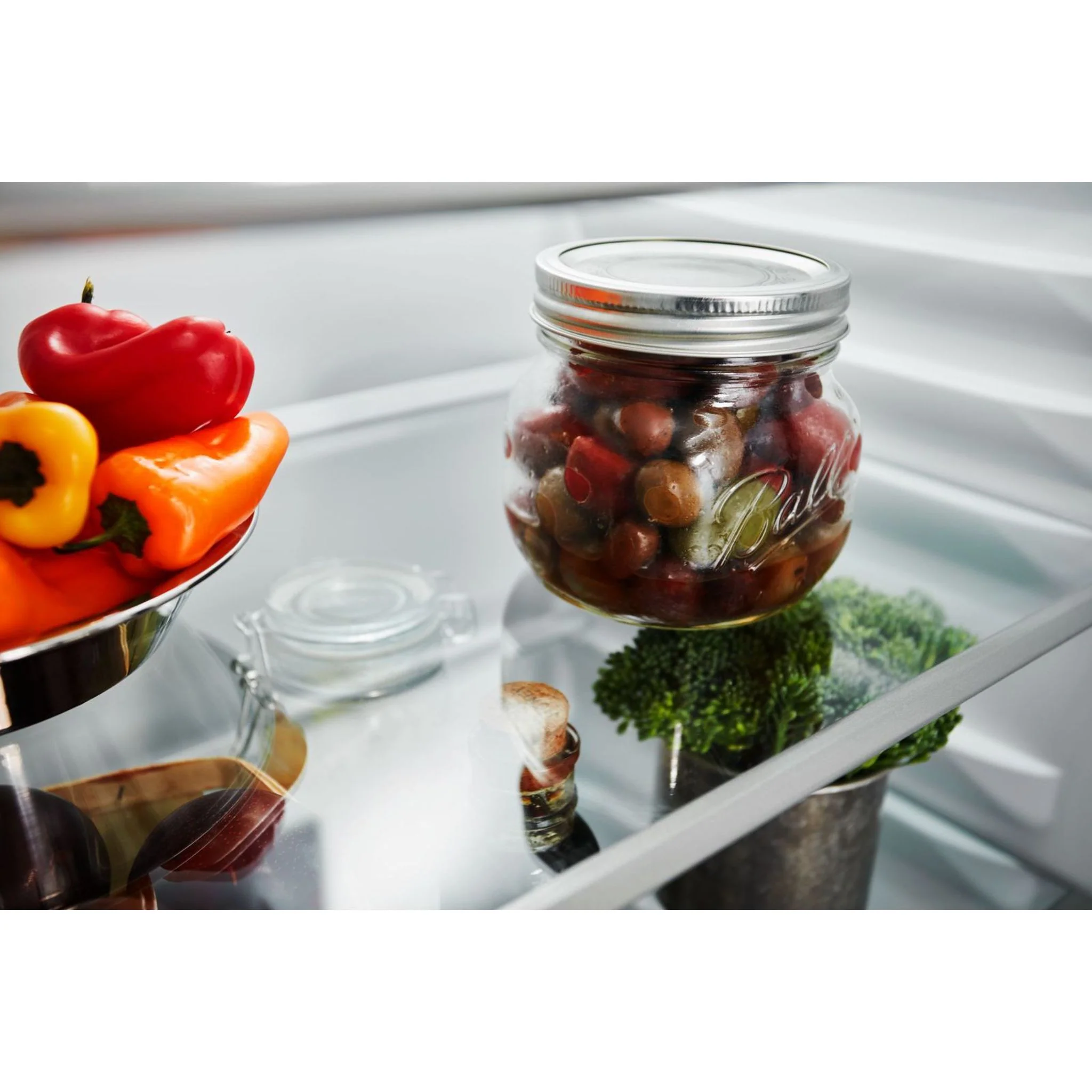 KitchenAid  24 " Fully Integrated Refrigerator (KBBX104EPA) - Image 18