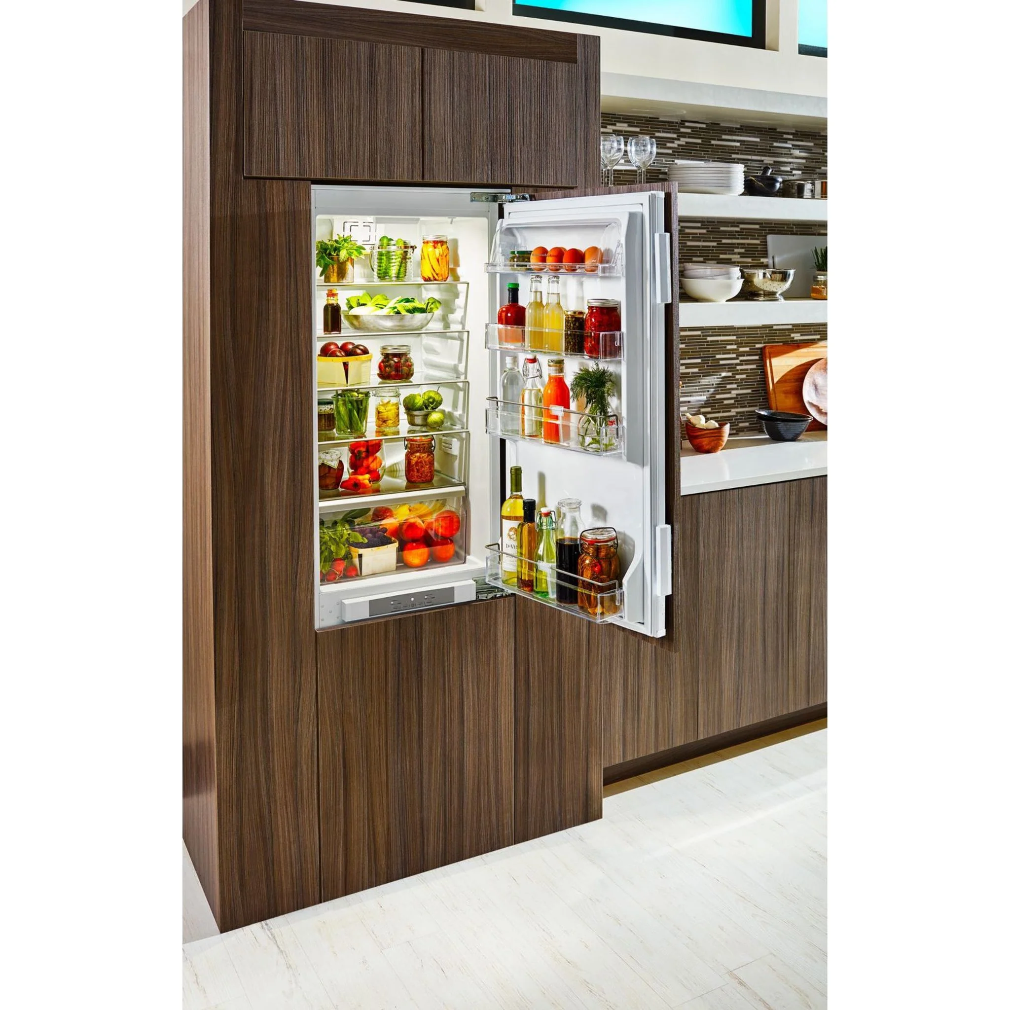 KitchenAid  24 " Fully Integrated Refrigerator (KBBX104EPA) - Image 9