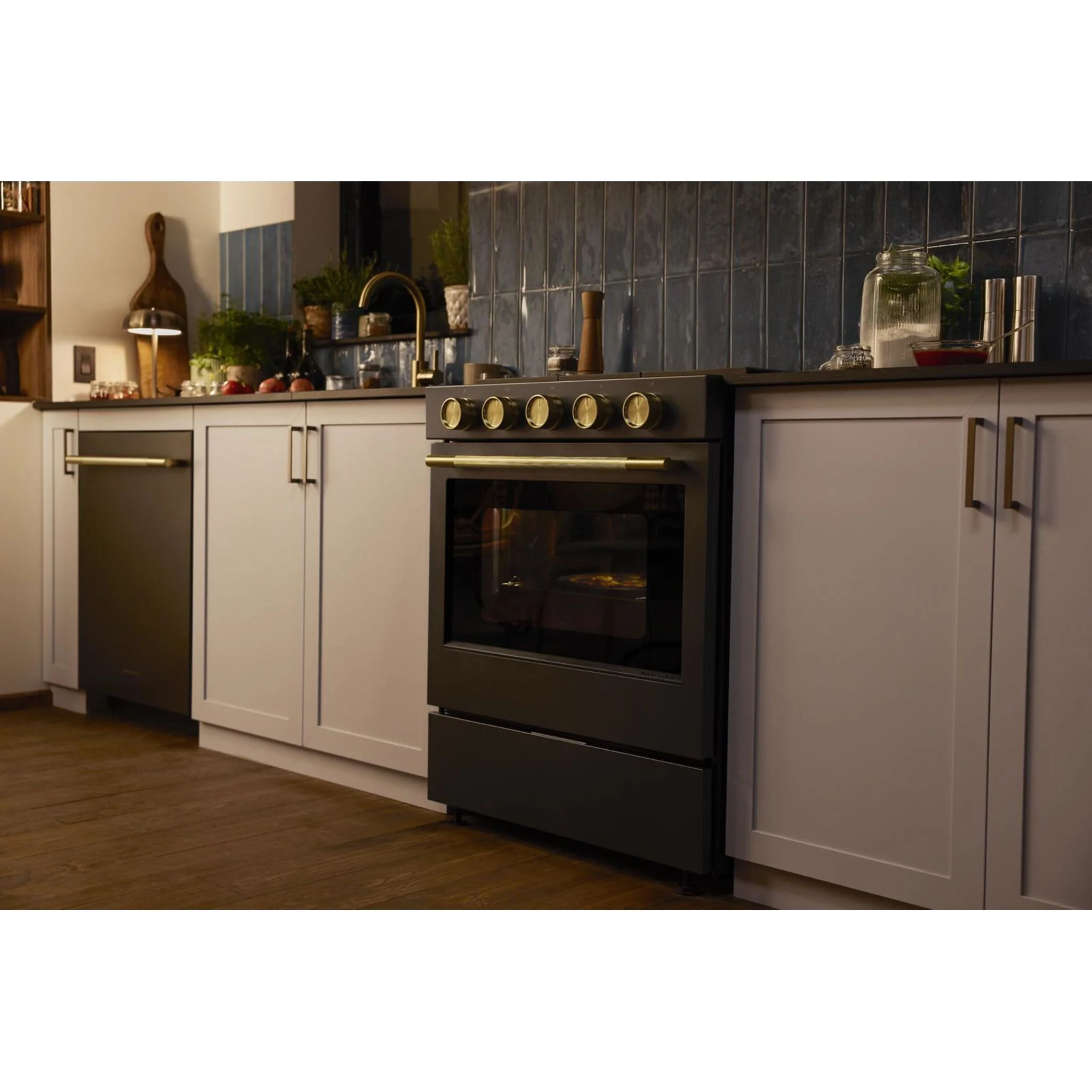 KitchenAid 360 Max JetsThird Rack Dishwasher with Advanced ProDrySystem and Ultra-bright LED Lighting, 44 dBA -Black Ore (KDTS724SBE) - Image 33