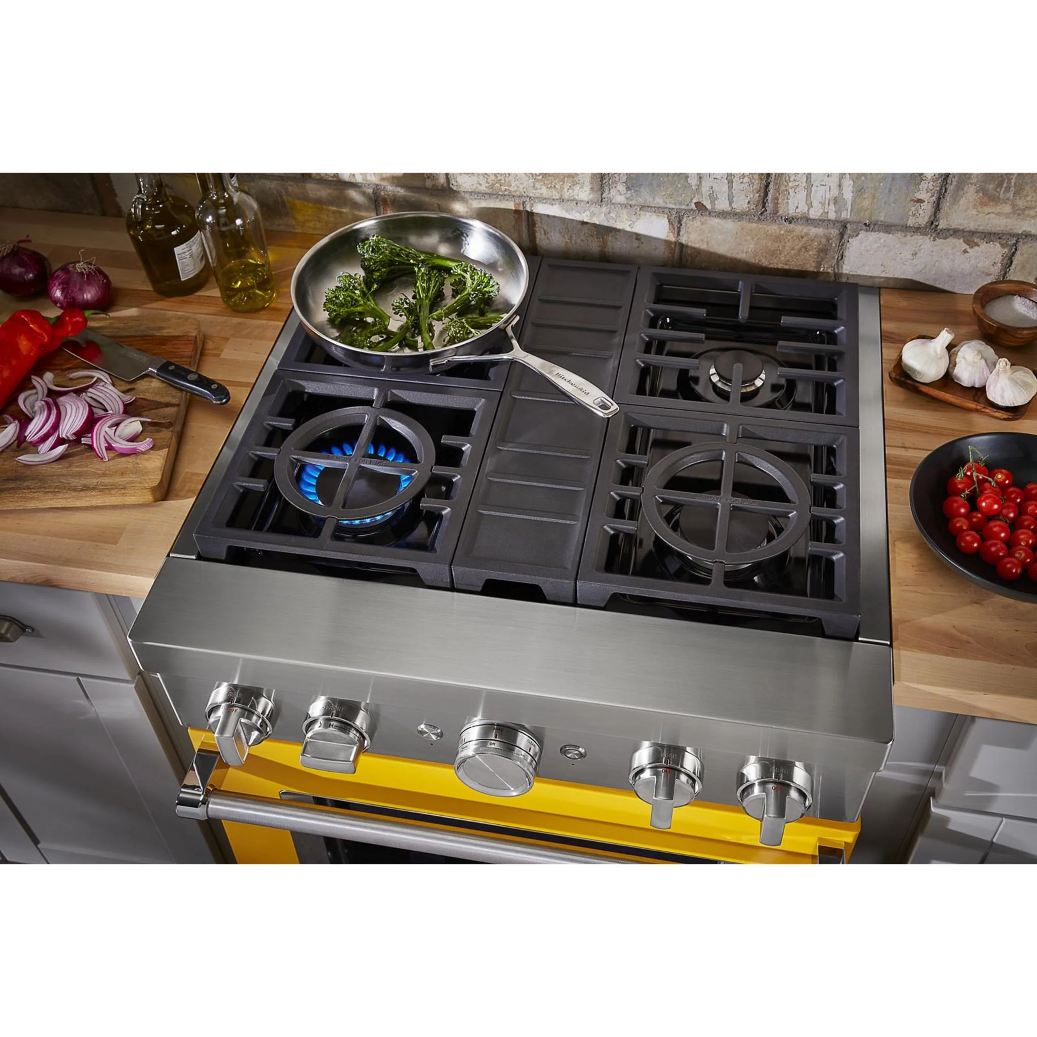 KitchenAid  30'' Smart Commercial-Style Dual Fuel Range with 4 Burners - Yellow Pepper (KFDC500JYP) - Image 23