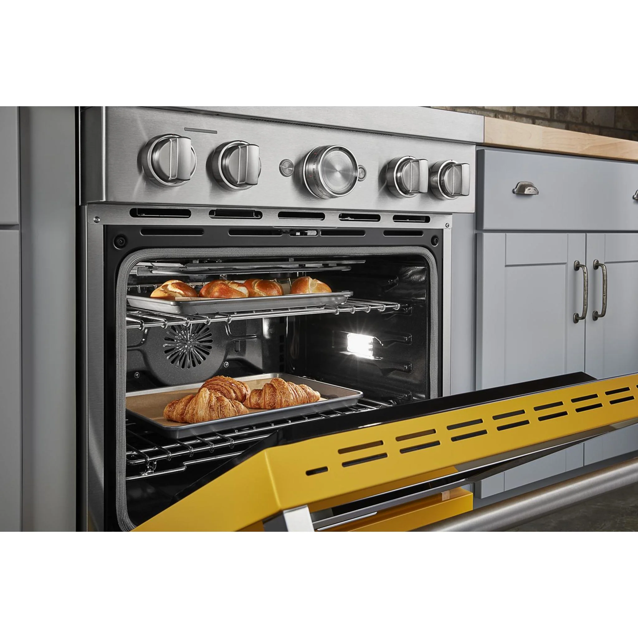 KitchenAid  30'' Smart Commercial-Style Dual Fuel Range with 4 Burners - Yellow Pepper (KFDC500JYP) - Image 28