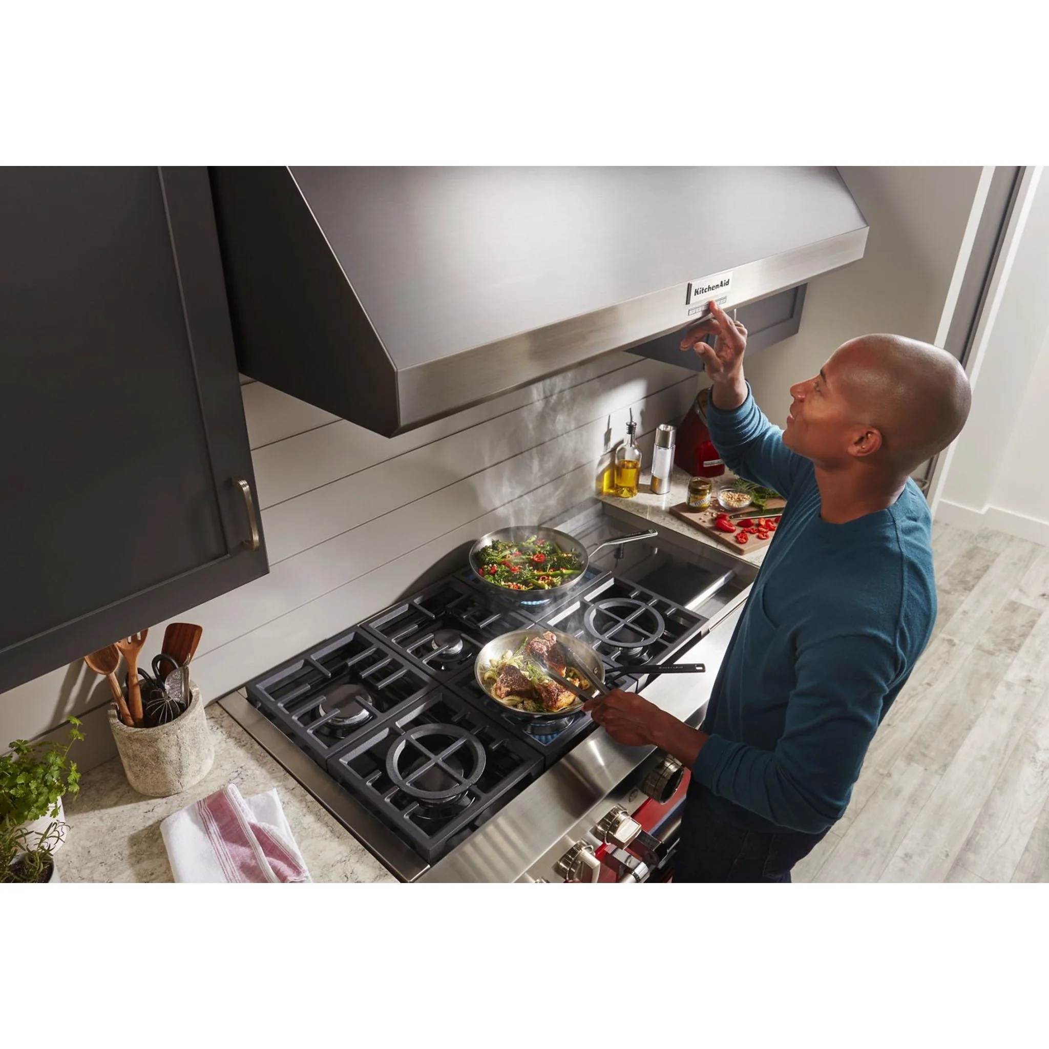 KitchenAid  48'' Smart Commercial-Style Dual Fuel Range with Griddle - Passion Red (KFDC558JPA) - Image 61