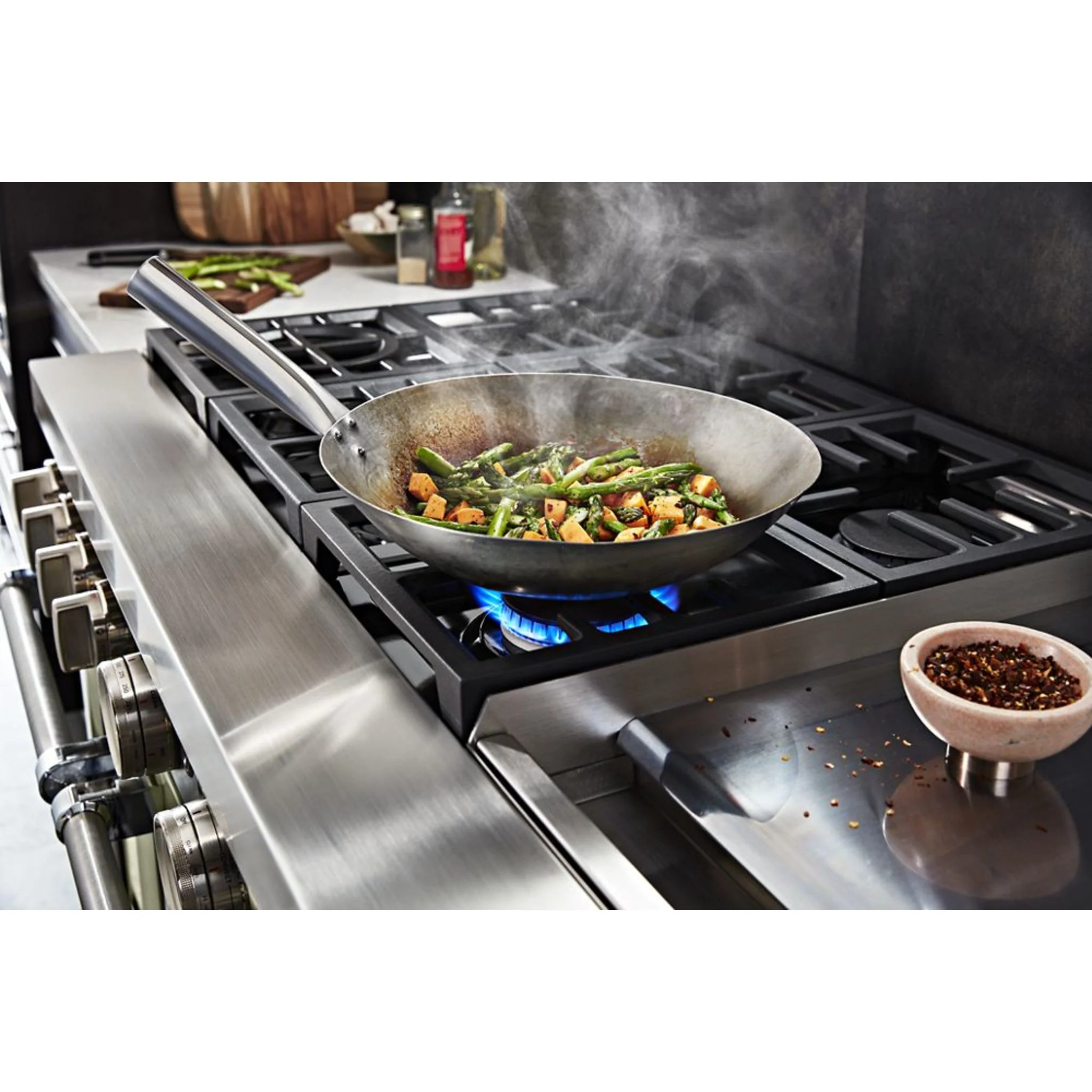 KitchenAid  48'' Smart Commercial-Style Dual Fuel Range with Griddle - Imperial Black (KFDC558JBK) - Image 14