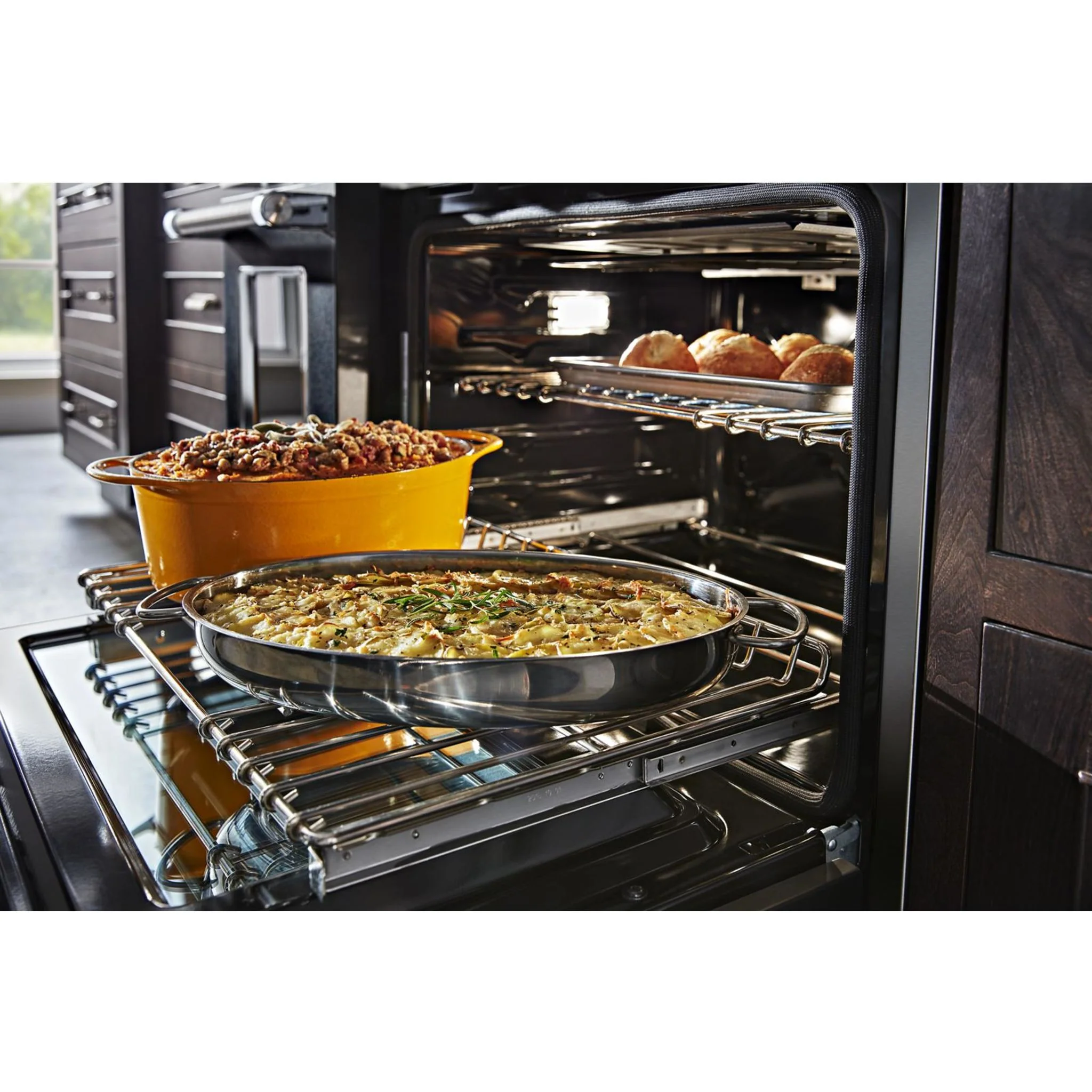 KitchenAid  48'' Smart Commercial-Style Dual Fuel Range with Griddle - Imperial Black (KFDC558JBK) - Image 23